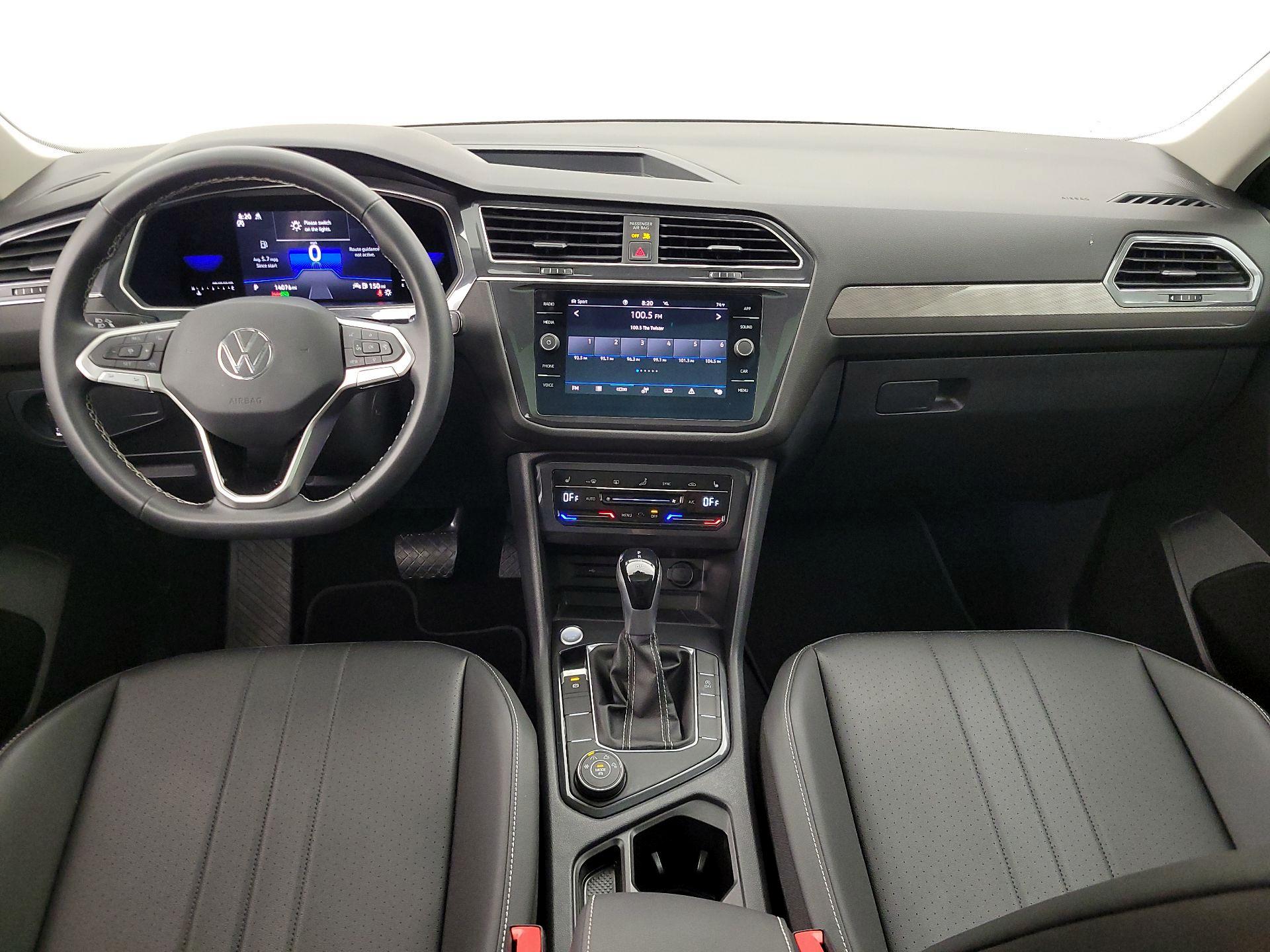 Thumbnail: 2023 Volkswagen Tiguan - 9