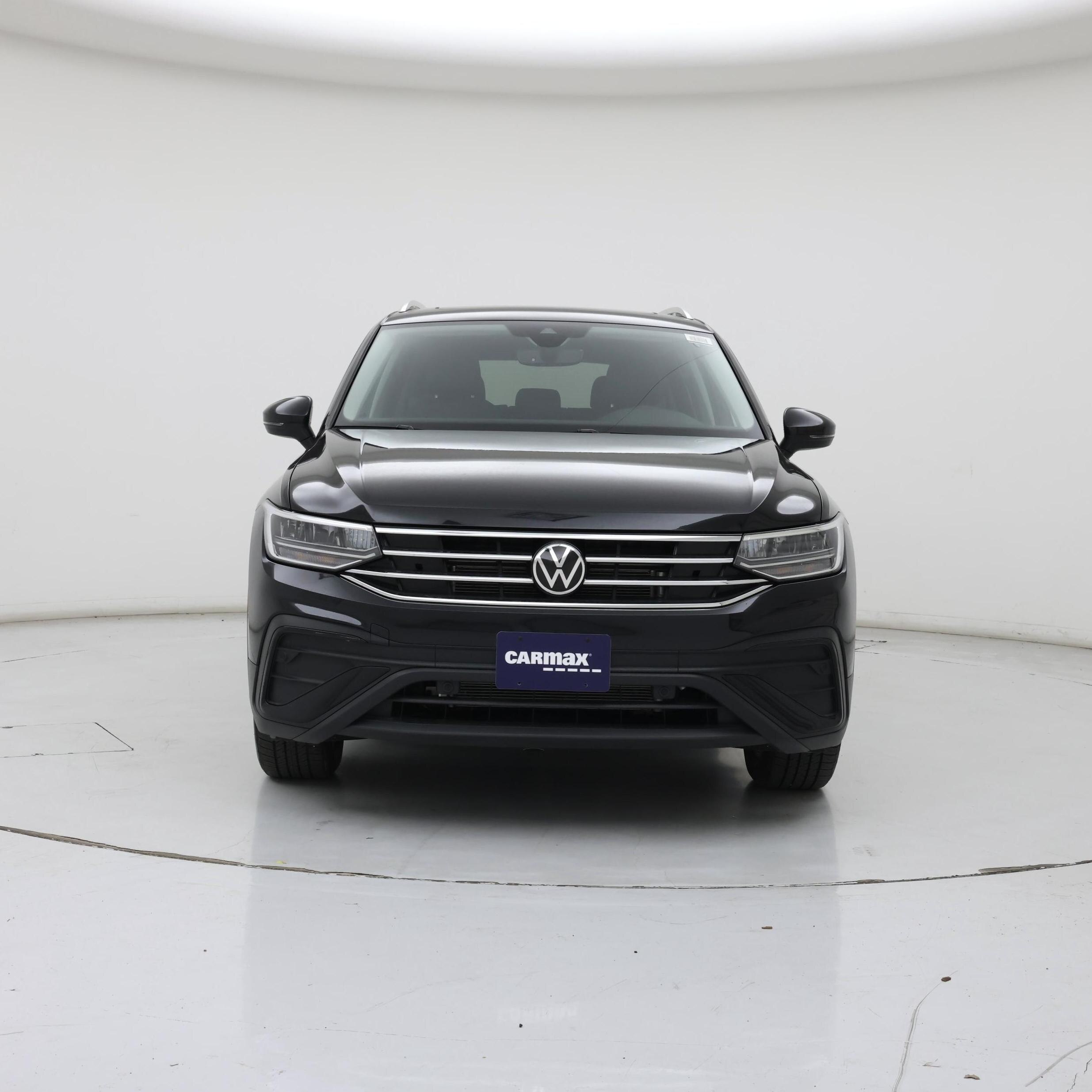 Thumbnail: 2023 Volkswagen Tiguan - 5