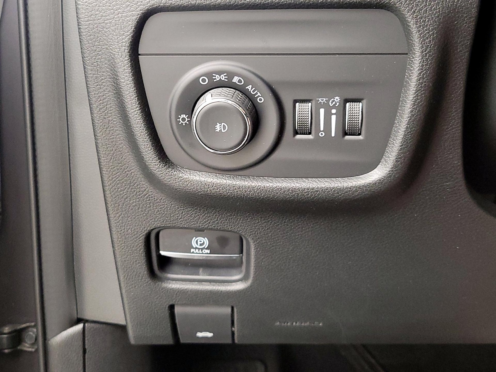 2022 Jeep Grand Cherokee Limited - Photo 14