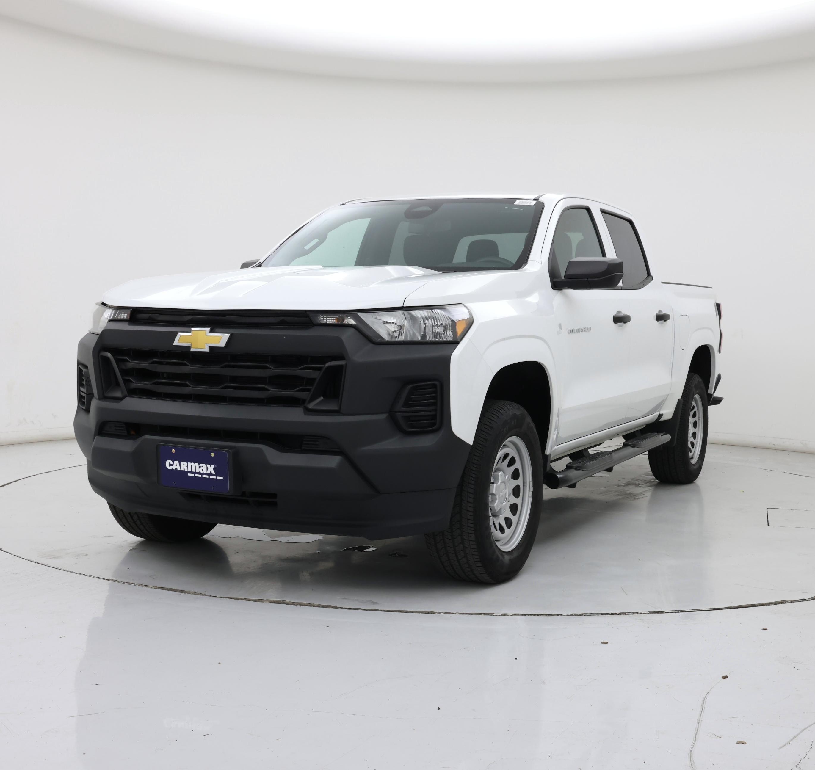 Thumbnail: 2023 Chevrolet Colorado - 4