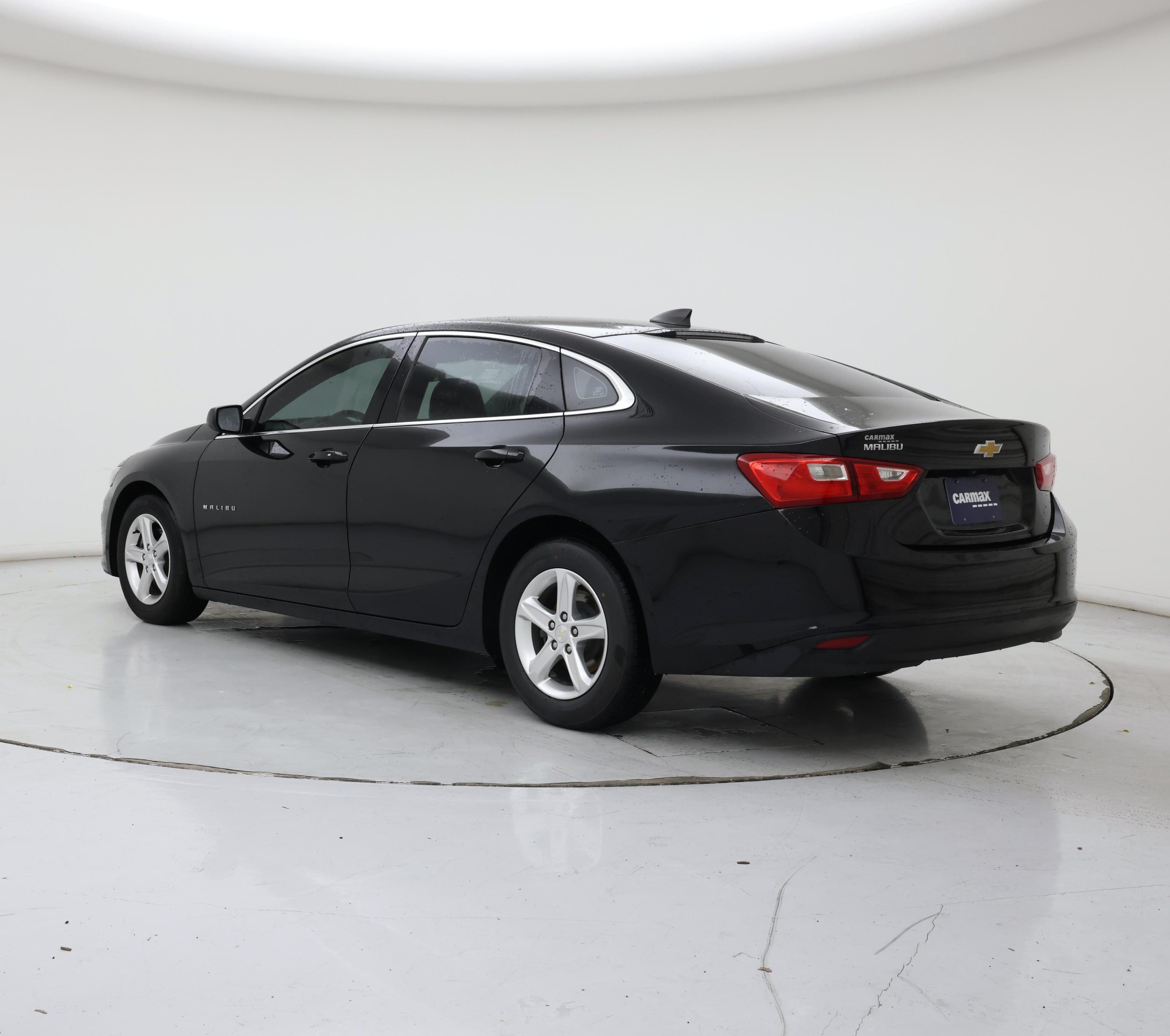 Thumbnail: 2021 Chevrolet Malibu - 2