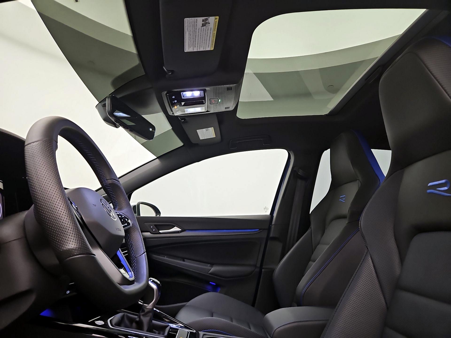 Thumbnail: 2024 Volkswagen Golf - 20