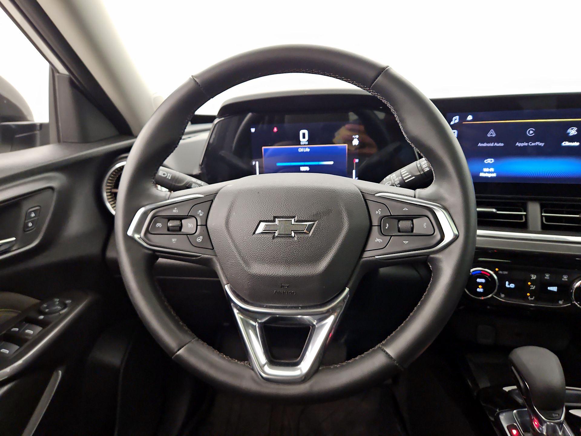 Thumbnail: 2024 Chevrolet Trax - 10