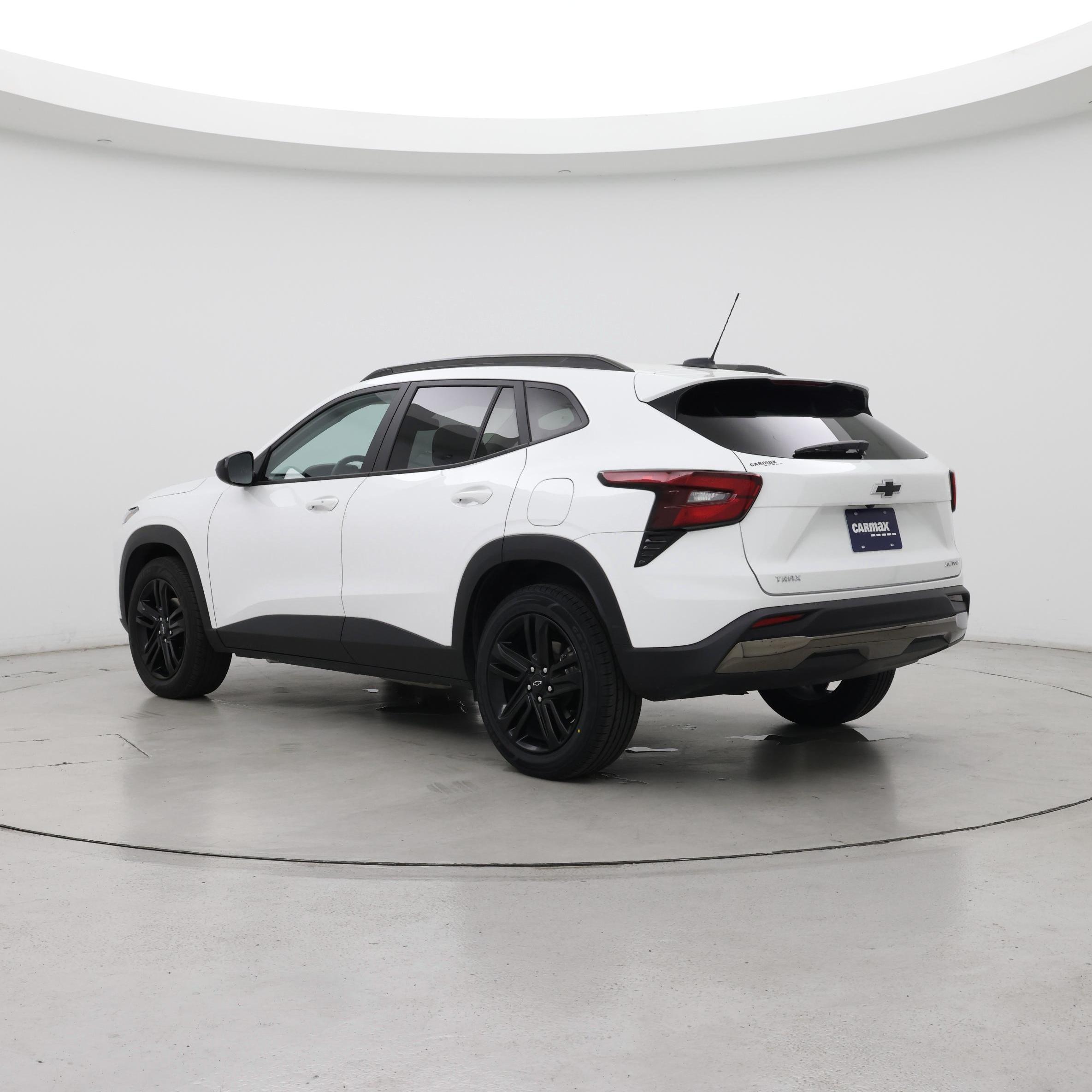 Thumbnail: 2024 Chevrolet Trax - 2