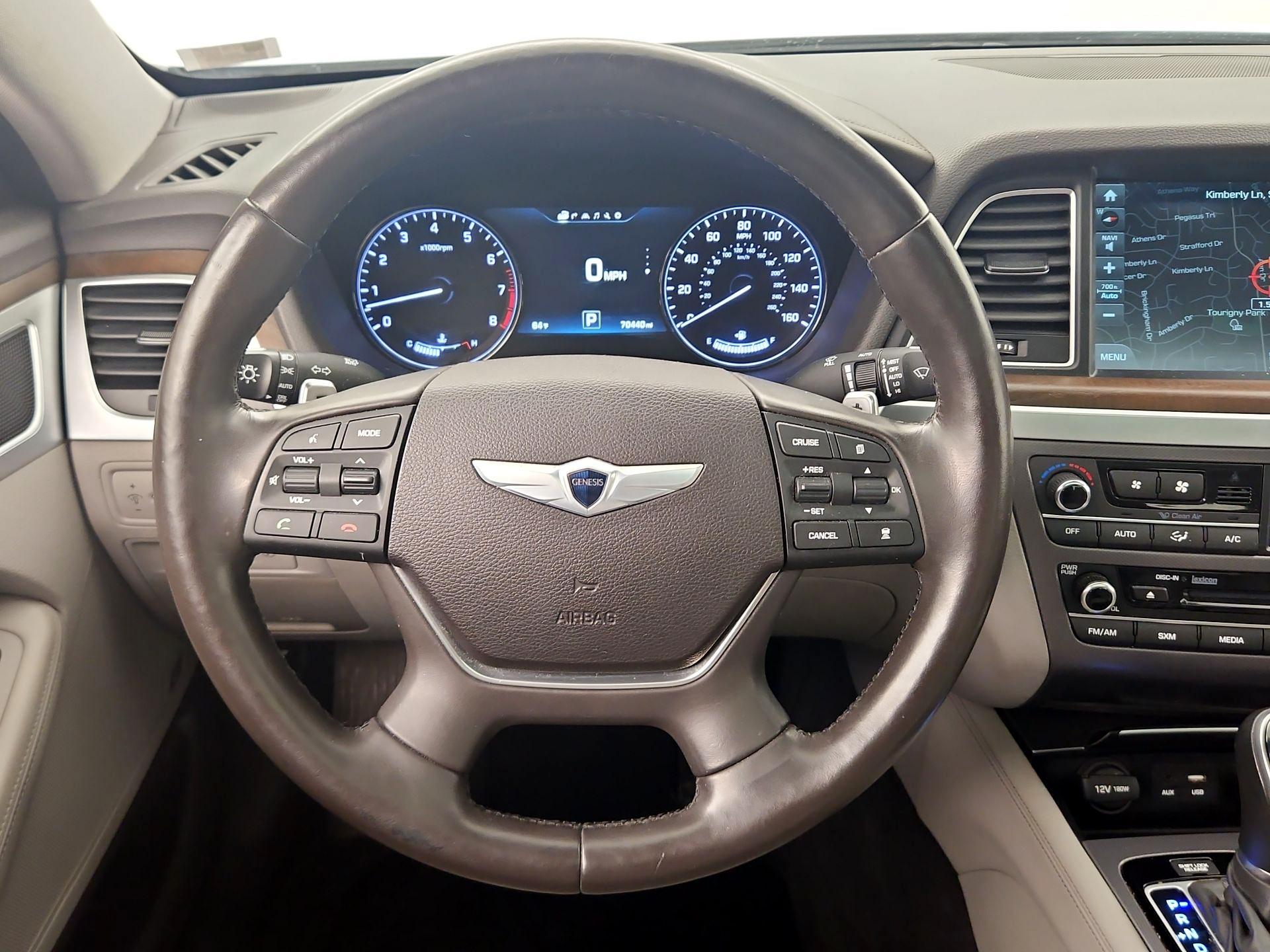 Thumbnail: 2015 Hyundai Genesis - 10