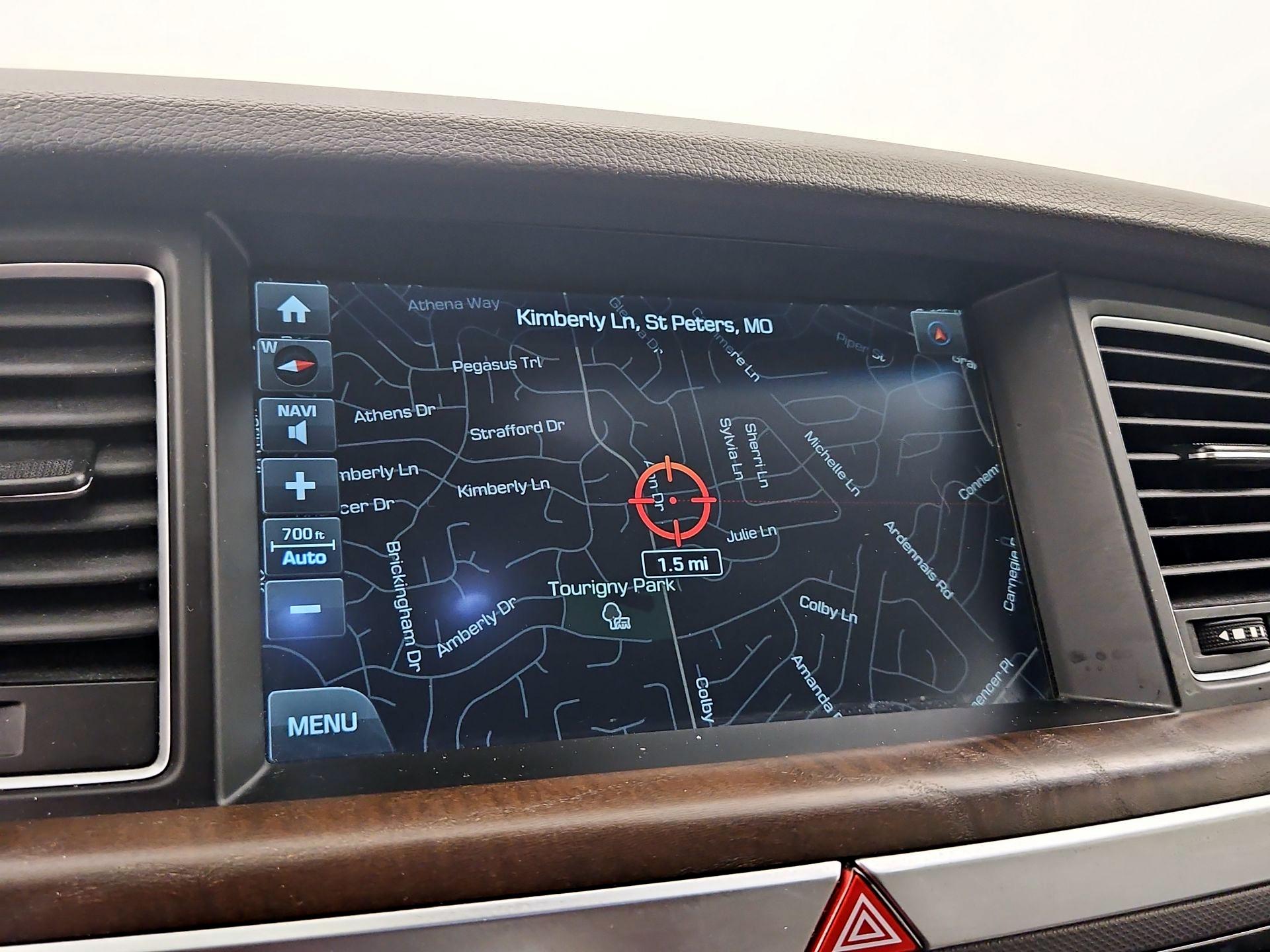 Thumbnail: 2015 Hyundai Genesis - 14