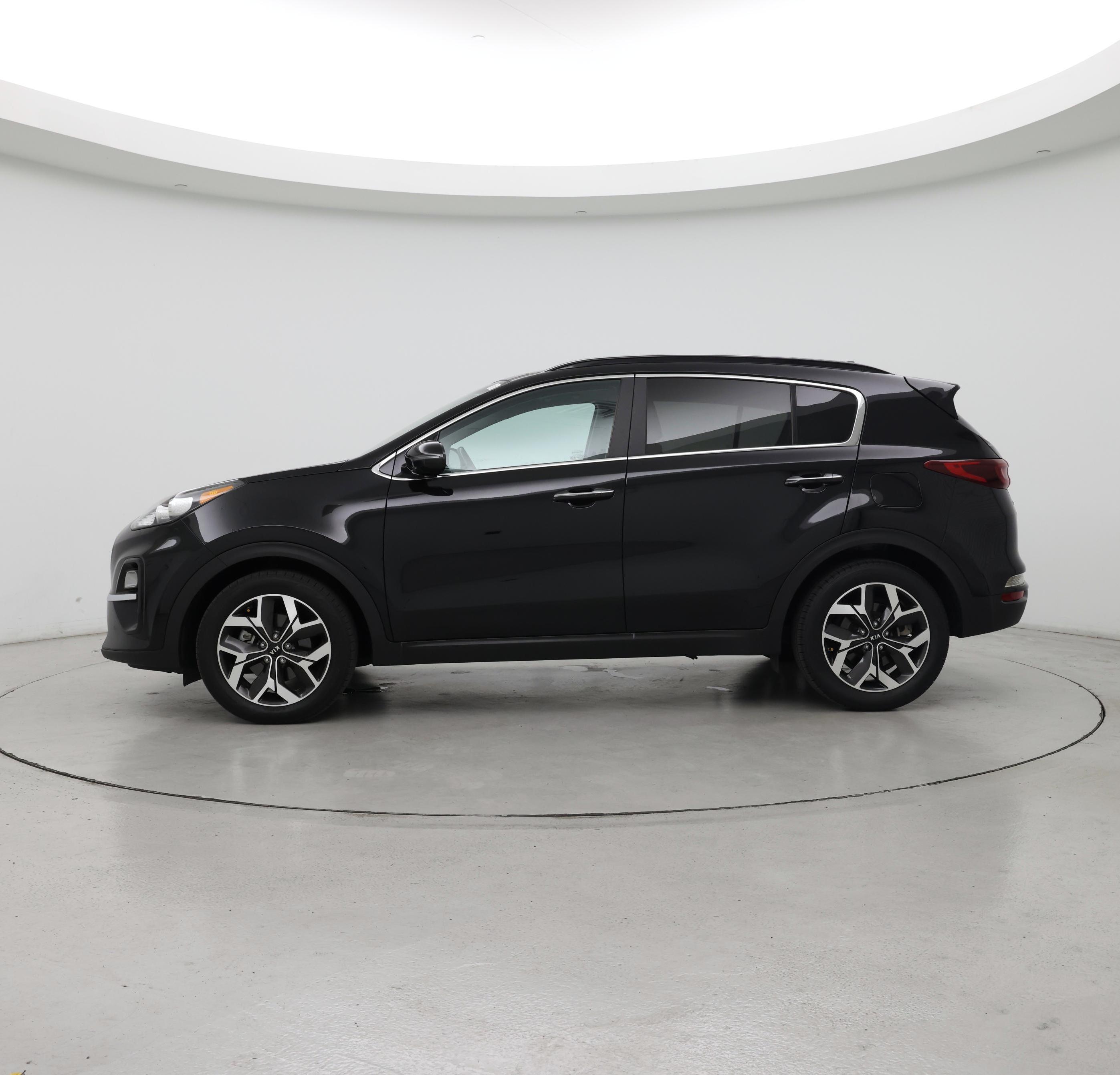 Thumbnail: 2022 Kia Sportage - 3