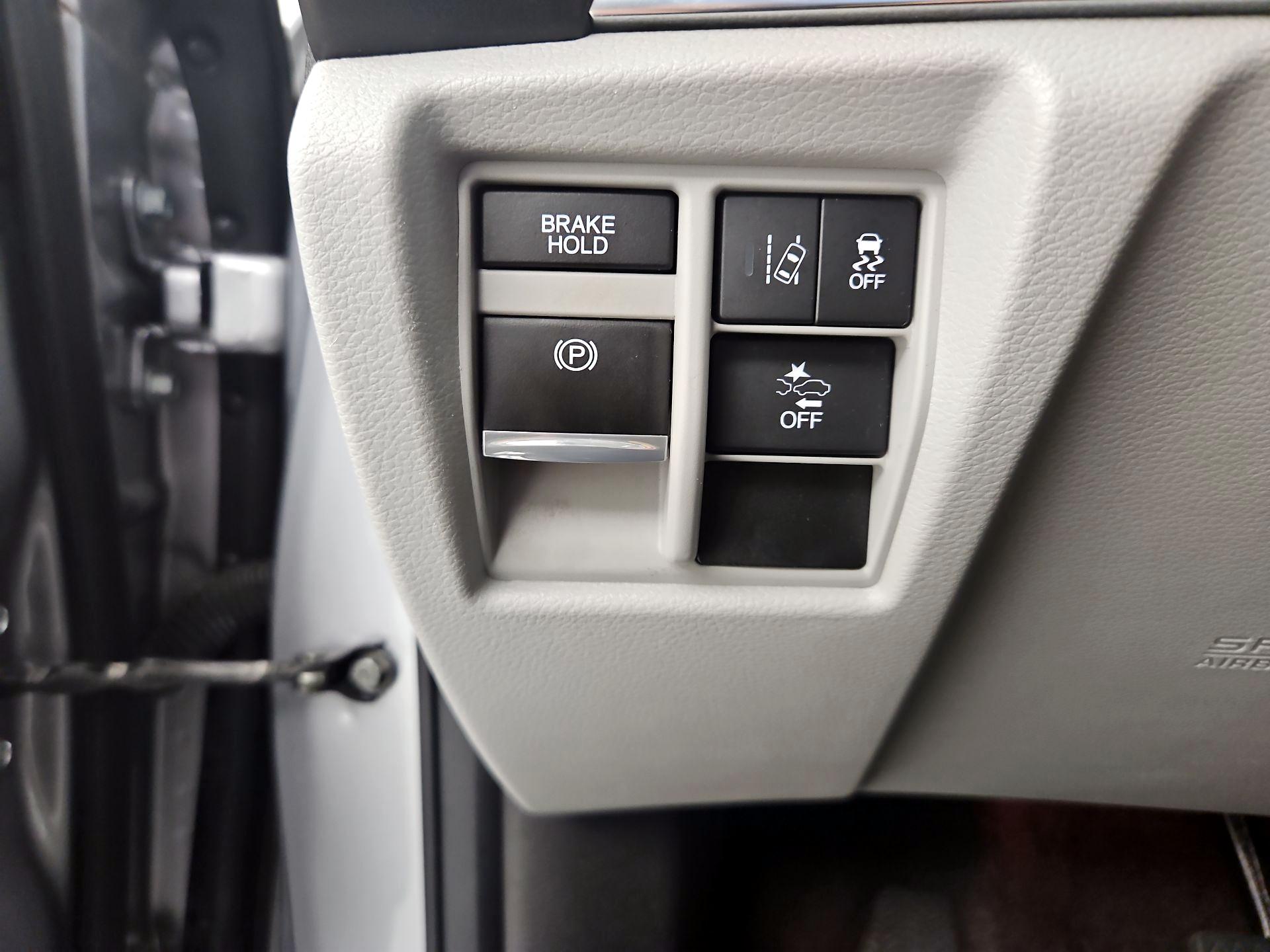 Thumbnail: 2018 Acura MDX - 13