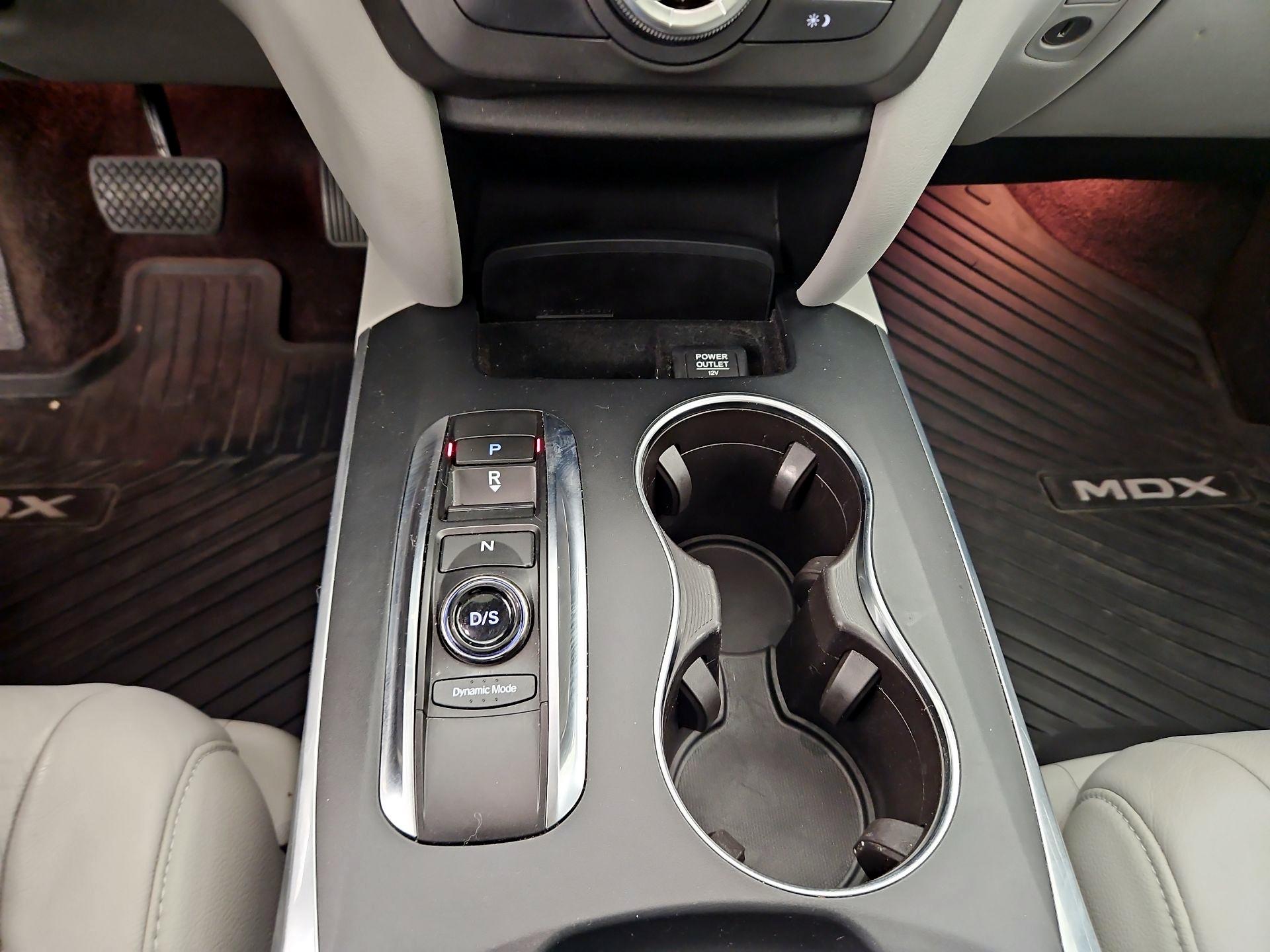 Thumbnail: 2018 Acura MDX - 17