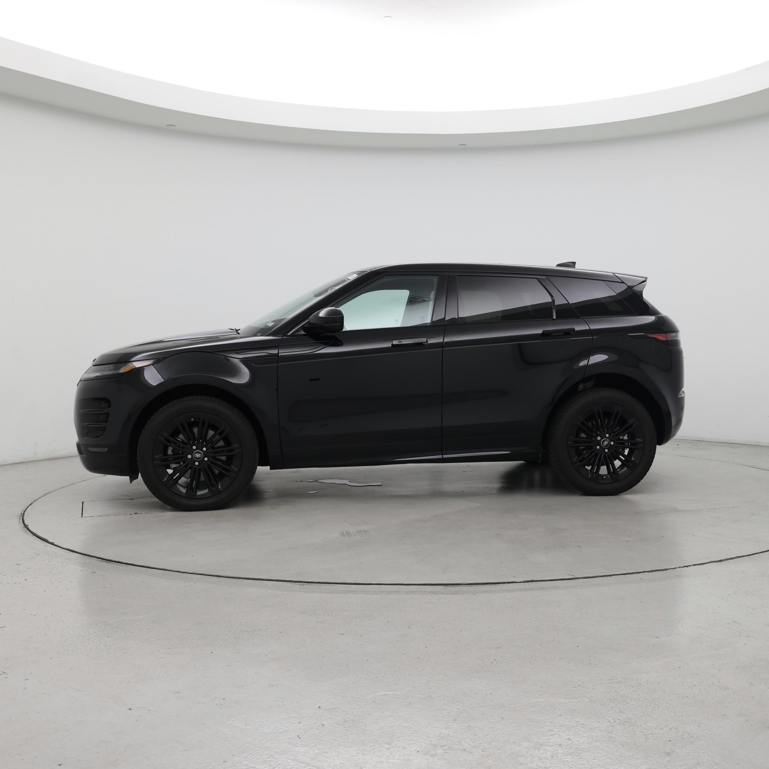 Thumbnail: 2024 Land Rover Range Rover Evoque - 3