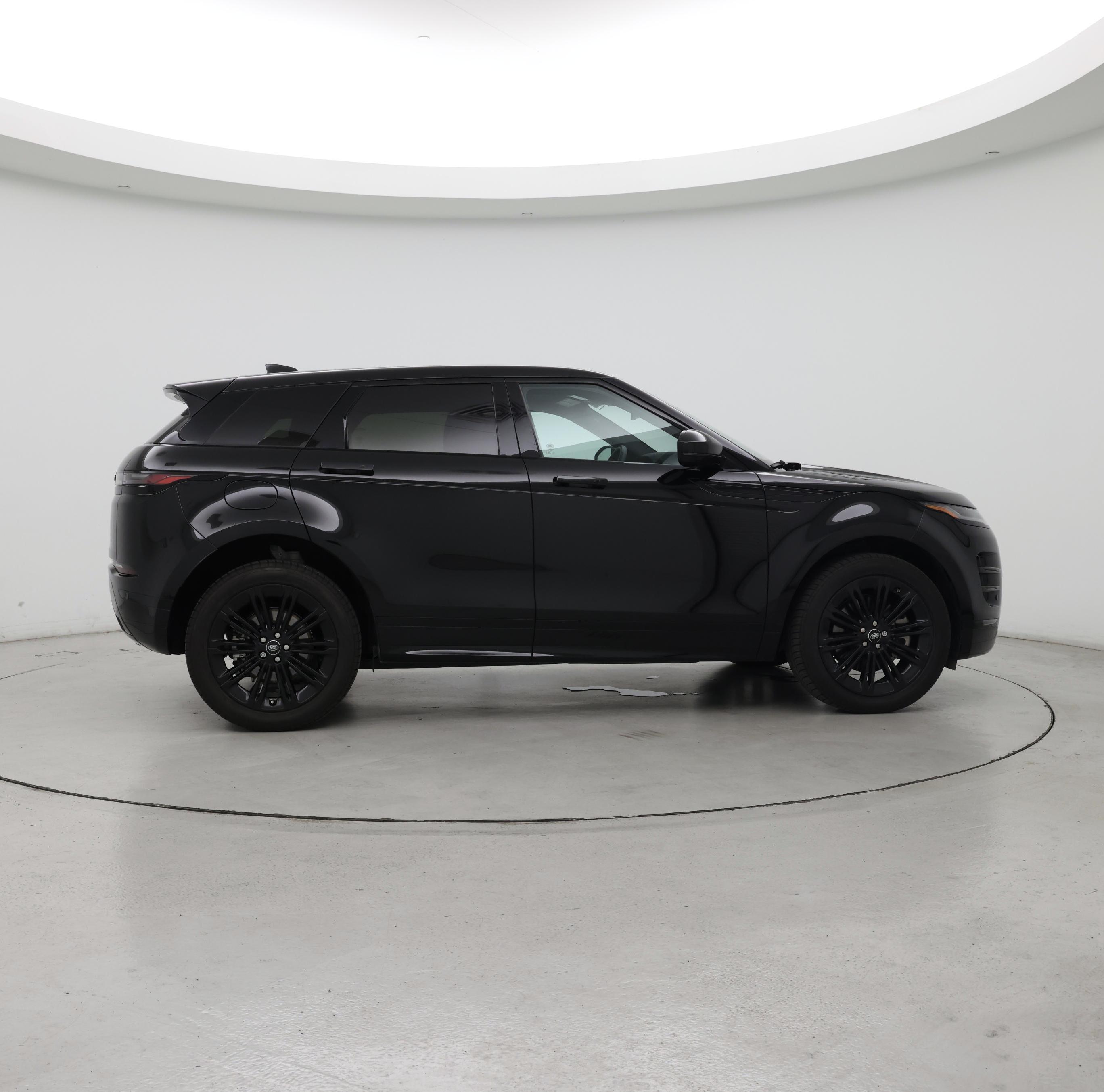 Thumbnail: 2024 Land Rover Range Rover Evoque - 7