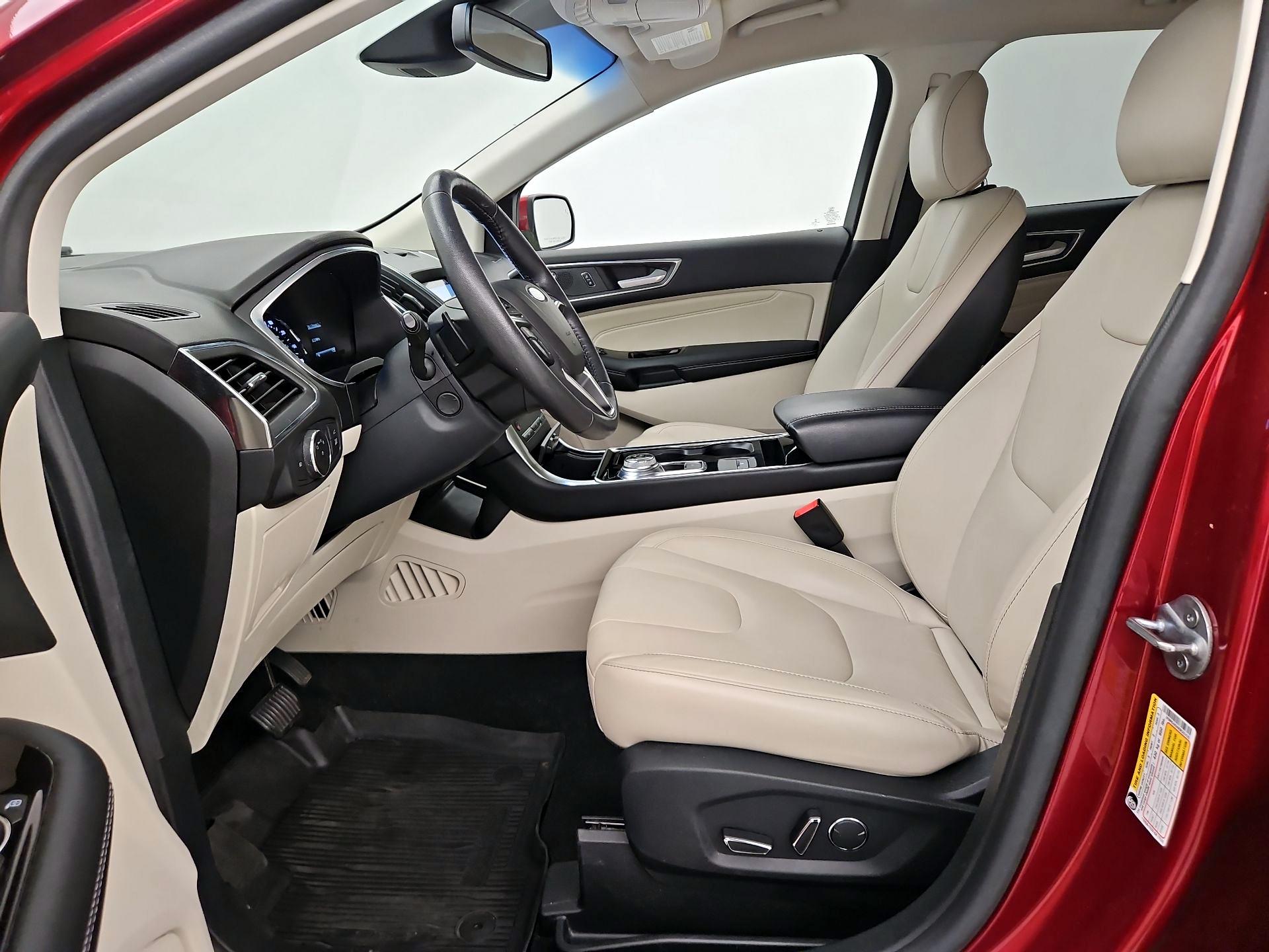 Thumbnail: 2019 Ford Edge - 11