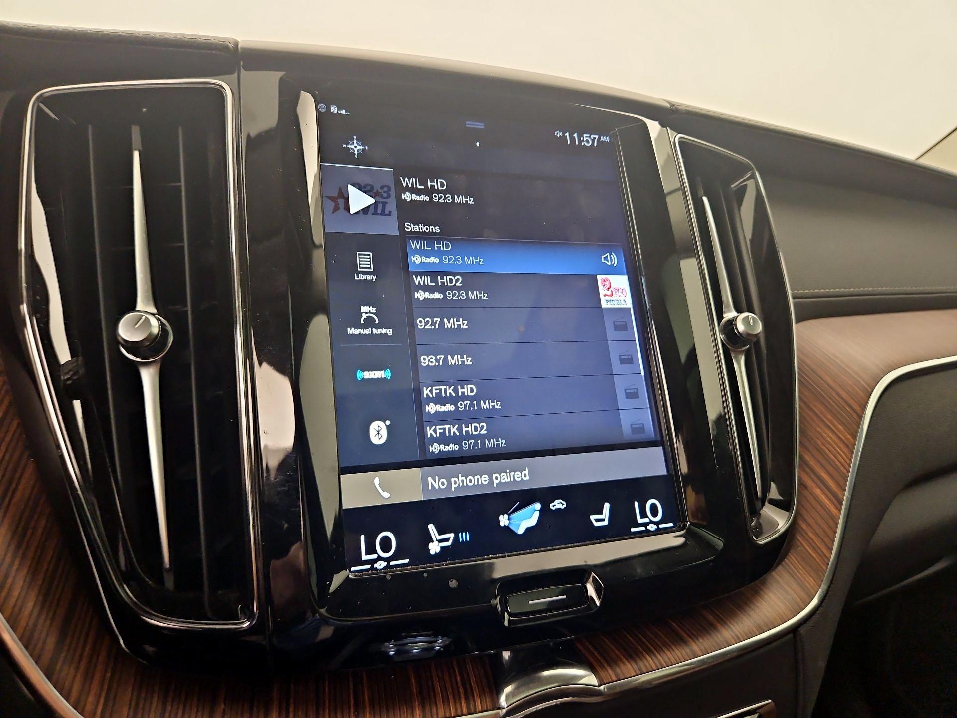 Thumbnail: 2020 Volvo XC60 - 15