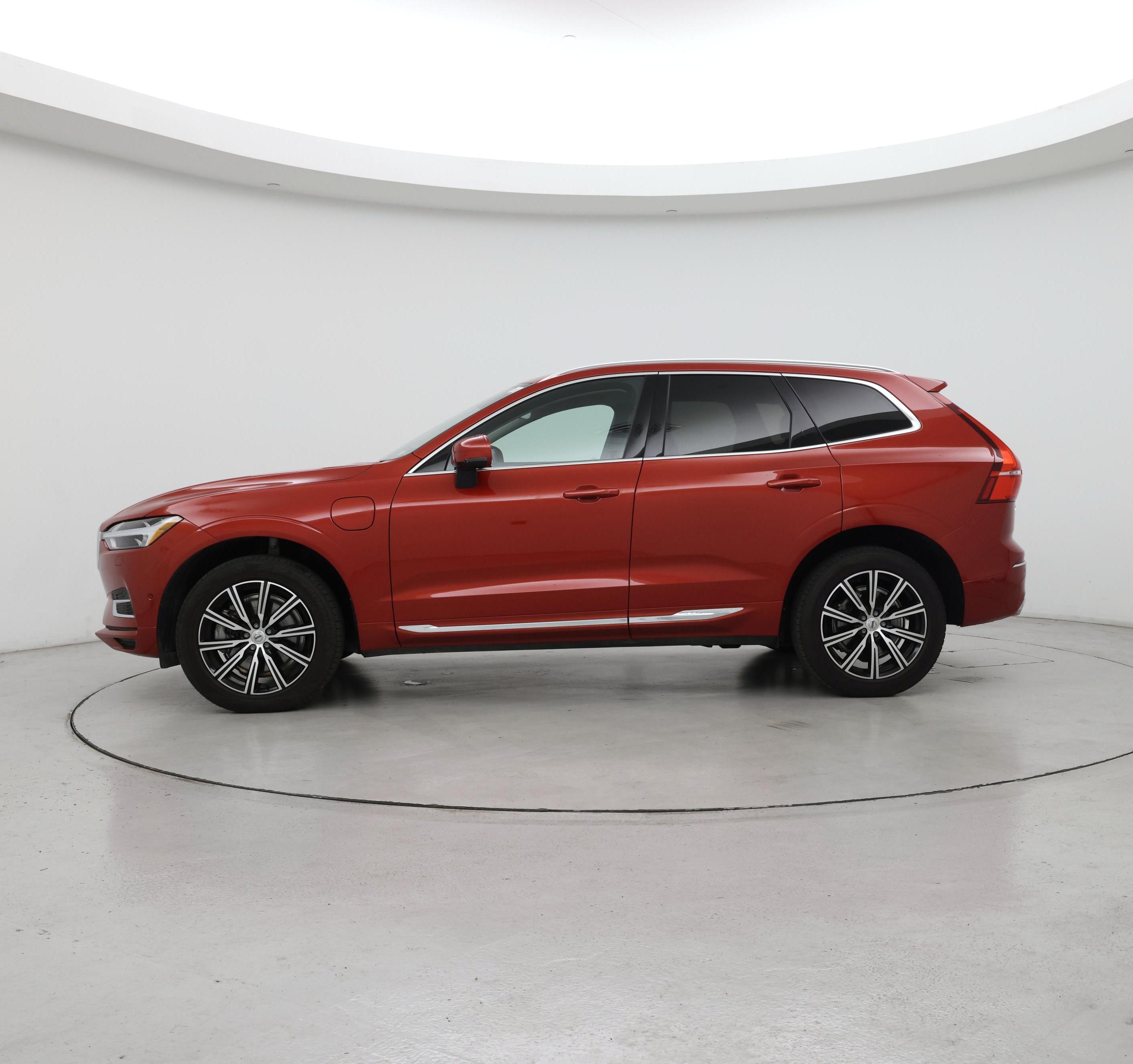Thumbnail: 2020 Volvo XC60 - 3