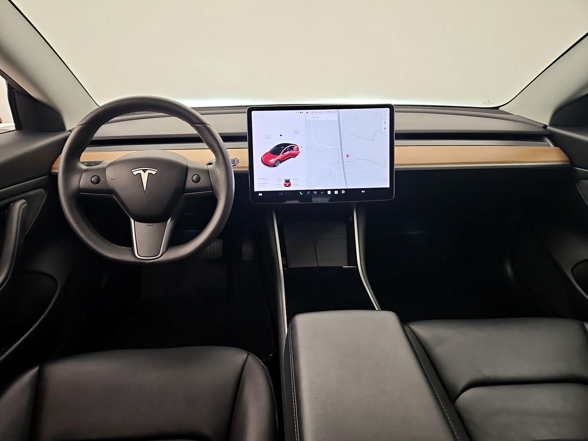 Thumbnail: 2020 Tesla Model 3 - 9