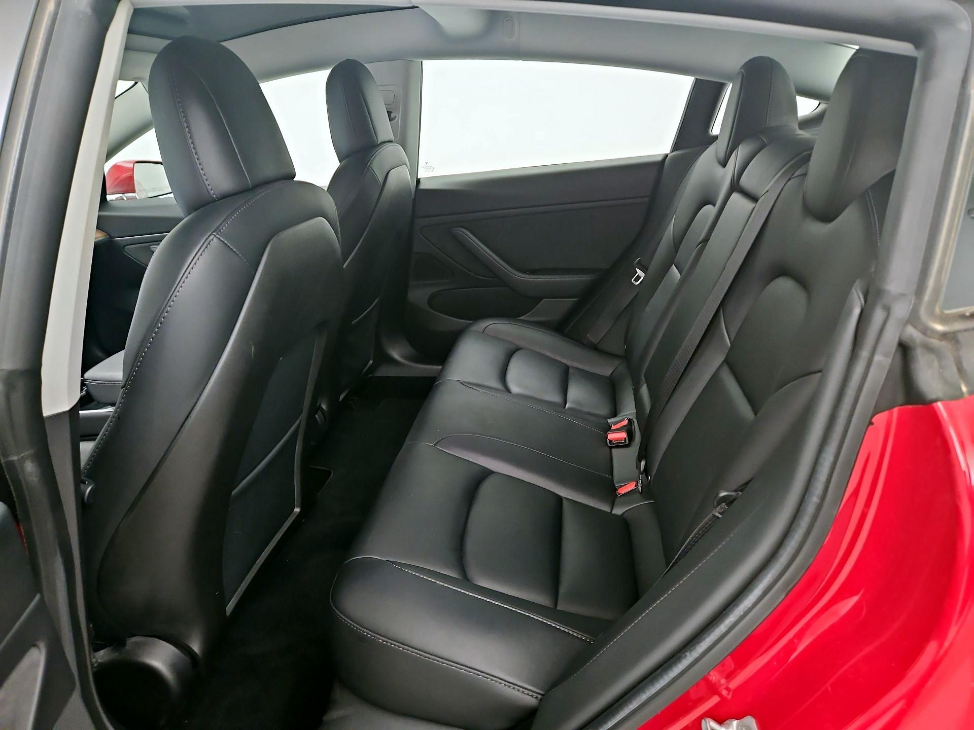 Thumbnail: 2020 Tesla Model 3 - 20