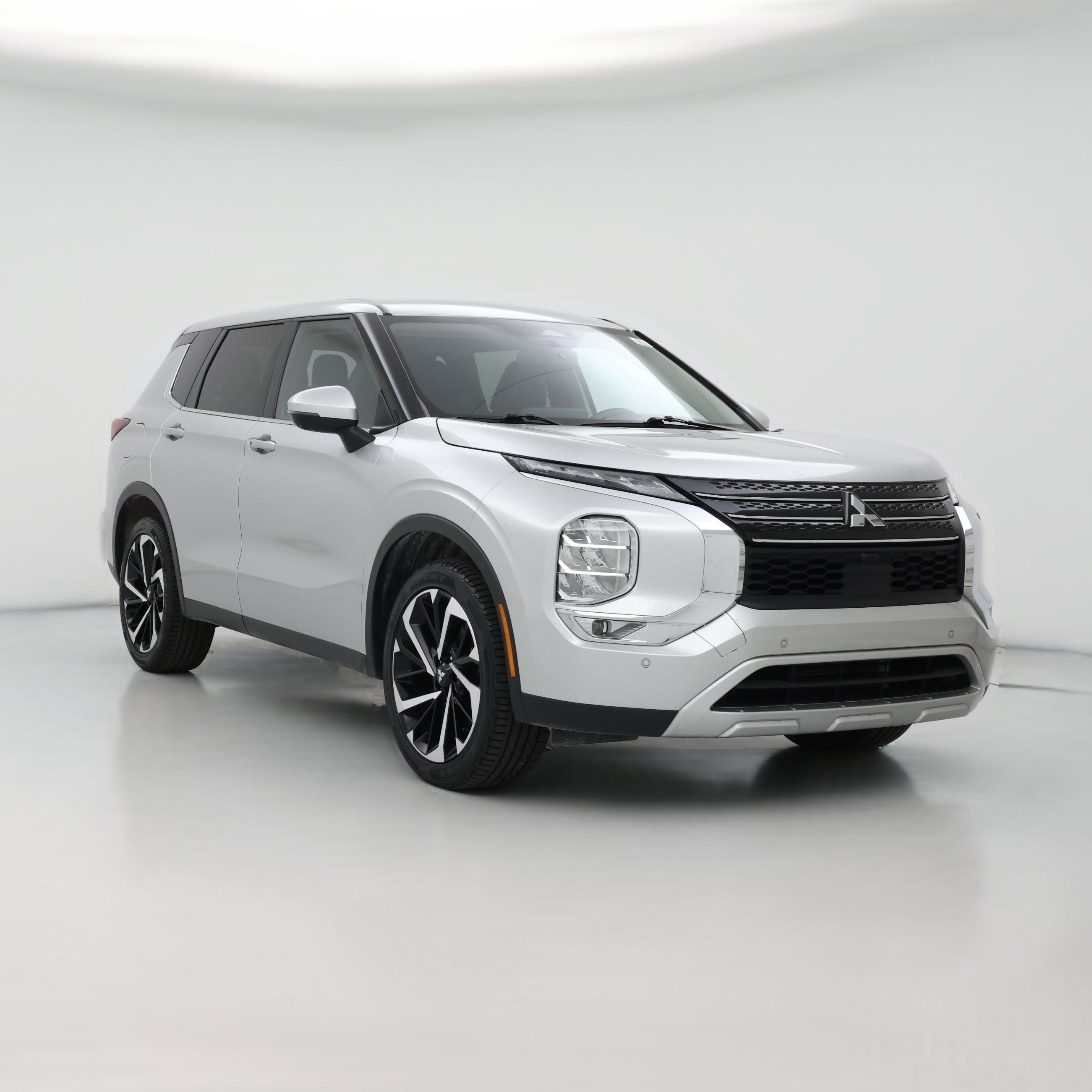 Thumbnail: 2024 Mitsubishi Outlander - 1
