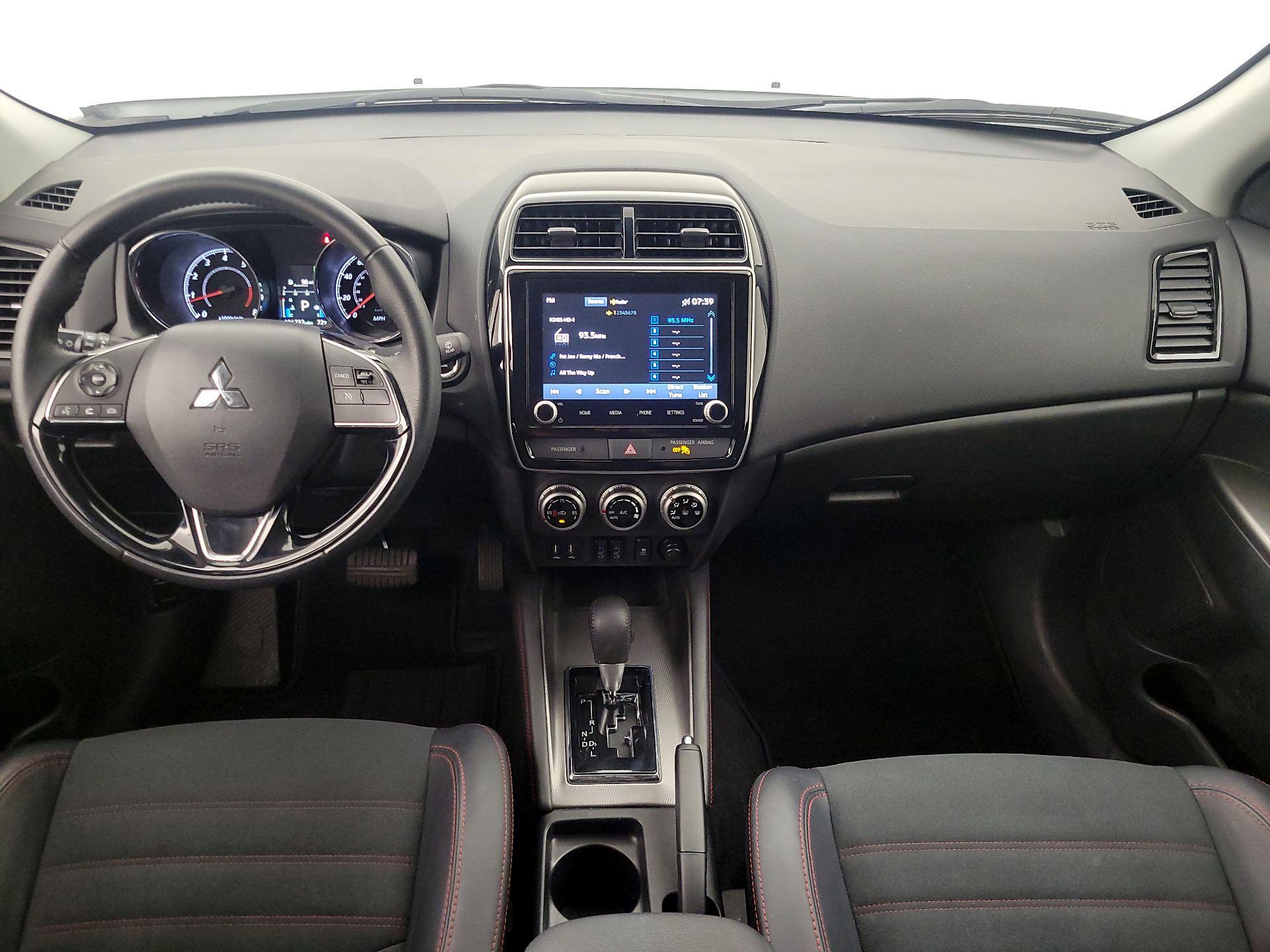 Thumbnail: 2025 Mitsubishi Outlander Sport - 9