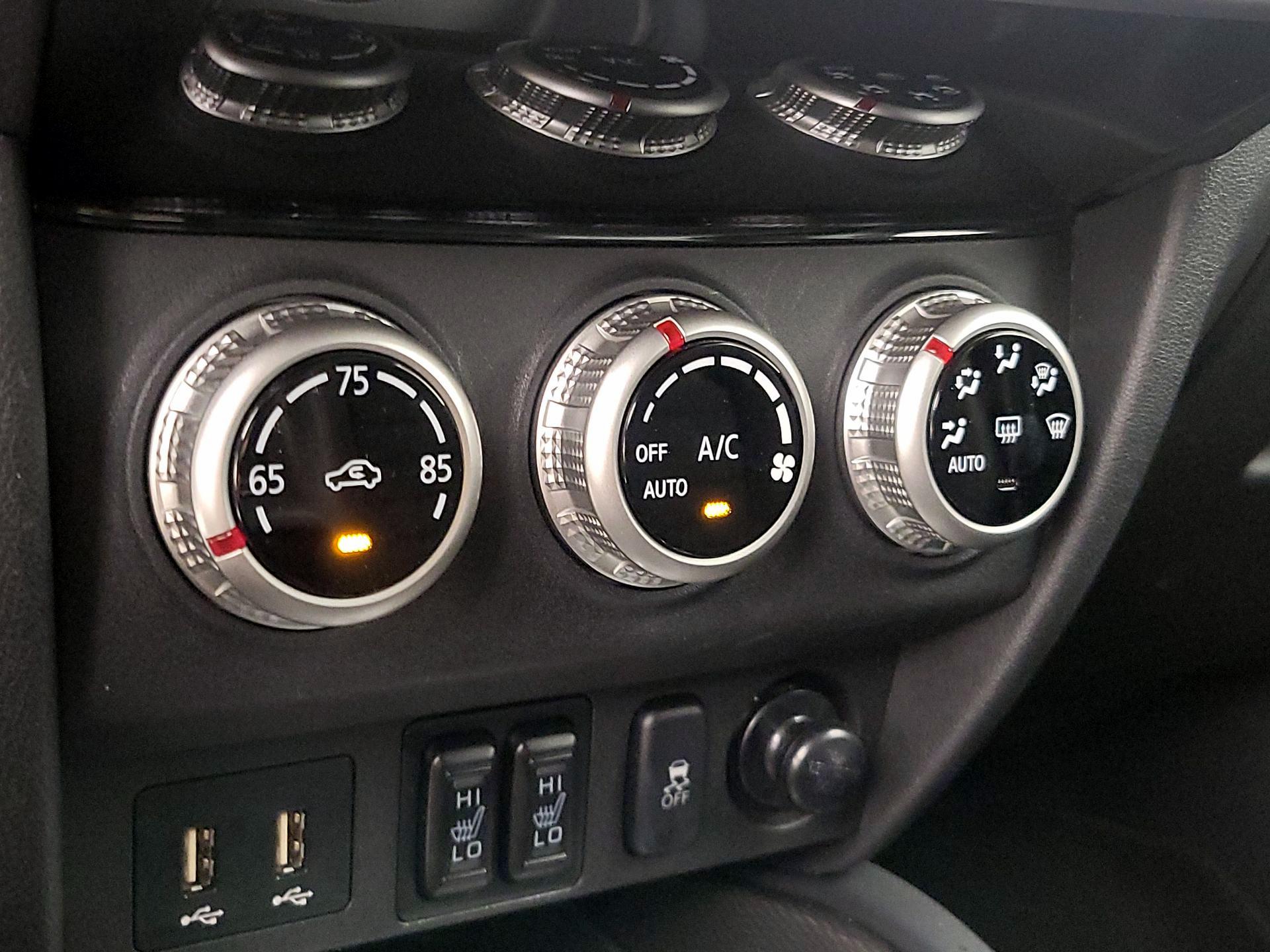 Thumbnail: 2025 Mitsubishi Outlander Sport - 16
