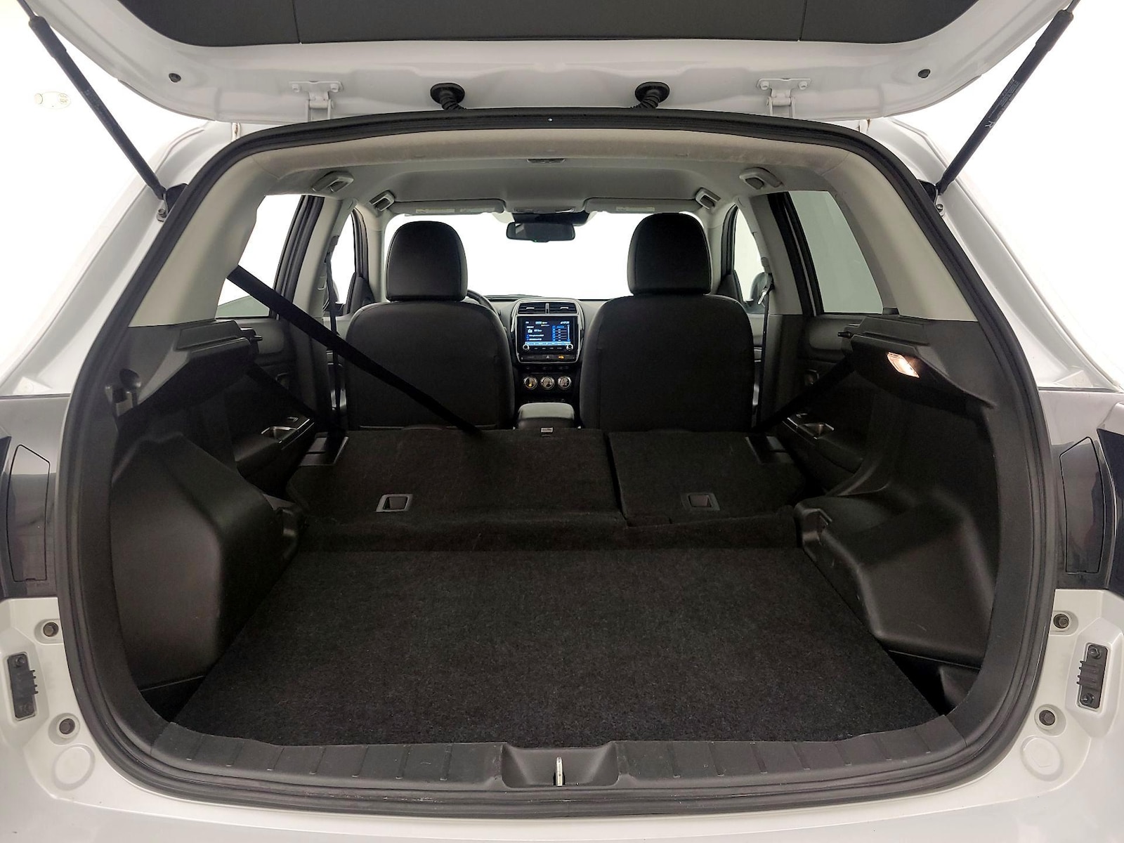 2025 Mitsubishi Outlander Sport SE - Photo 22