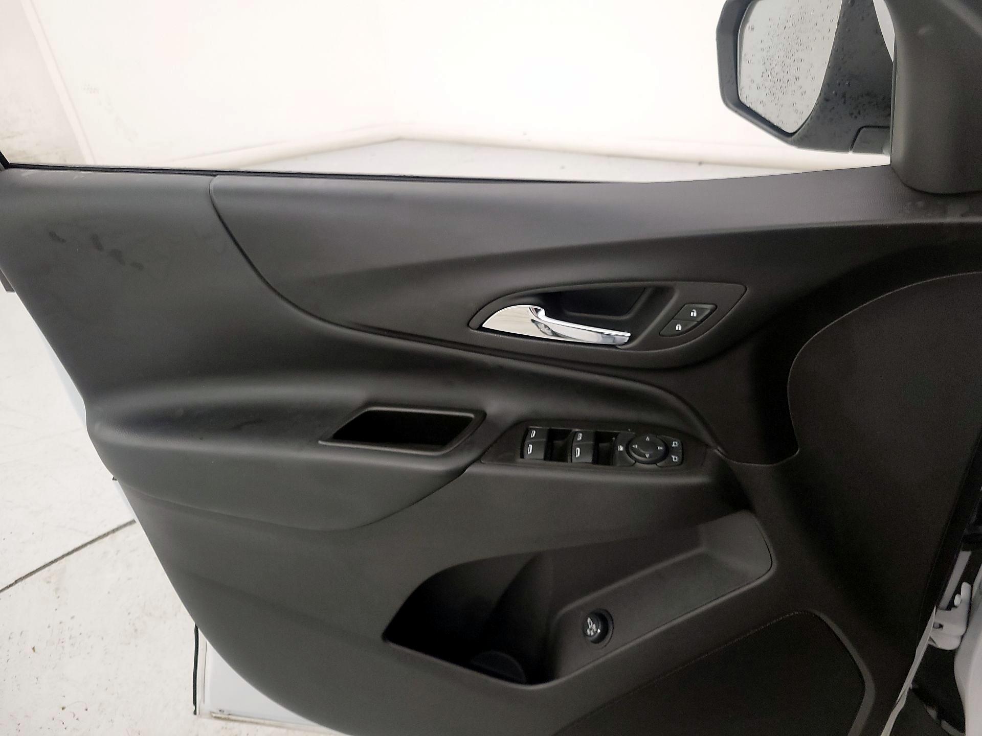 Thumbnail: 2024 Chevrolet Equinox - 12