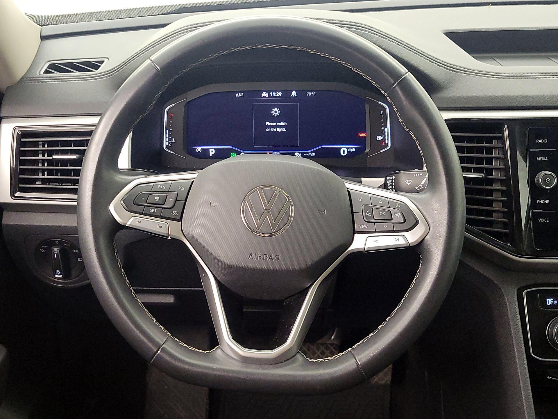 Thumbnail: 2023 Volkswagen Atlas - 10