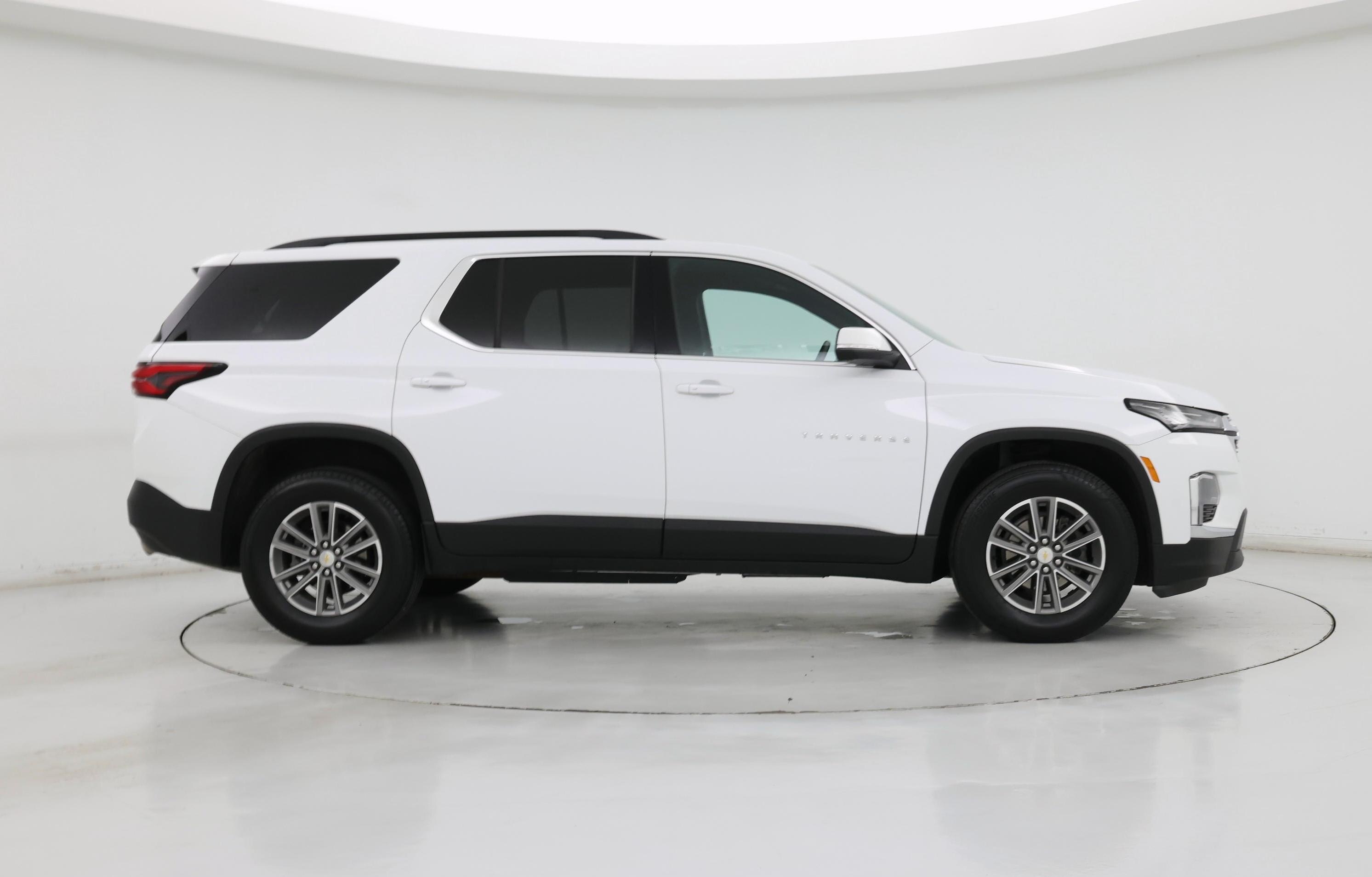 Thumbnail: 2023 Chevrolet Traverse - 7