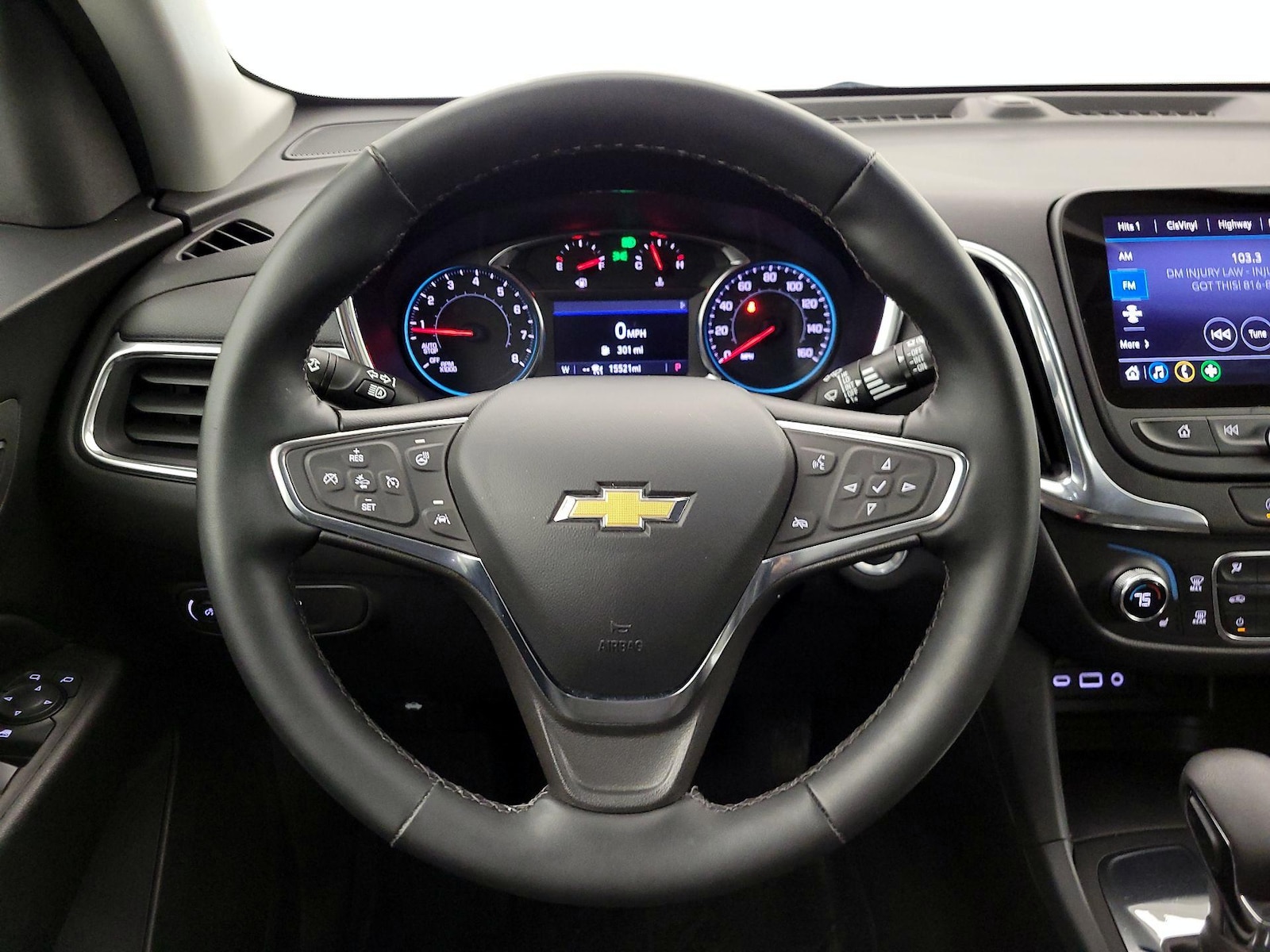 2024 Chevrolet Equinox LT - Photo 11