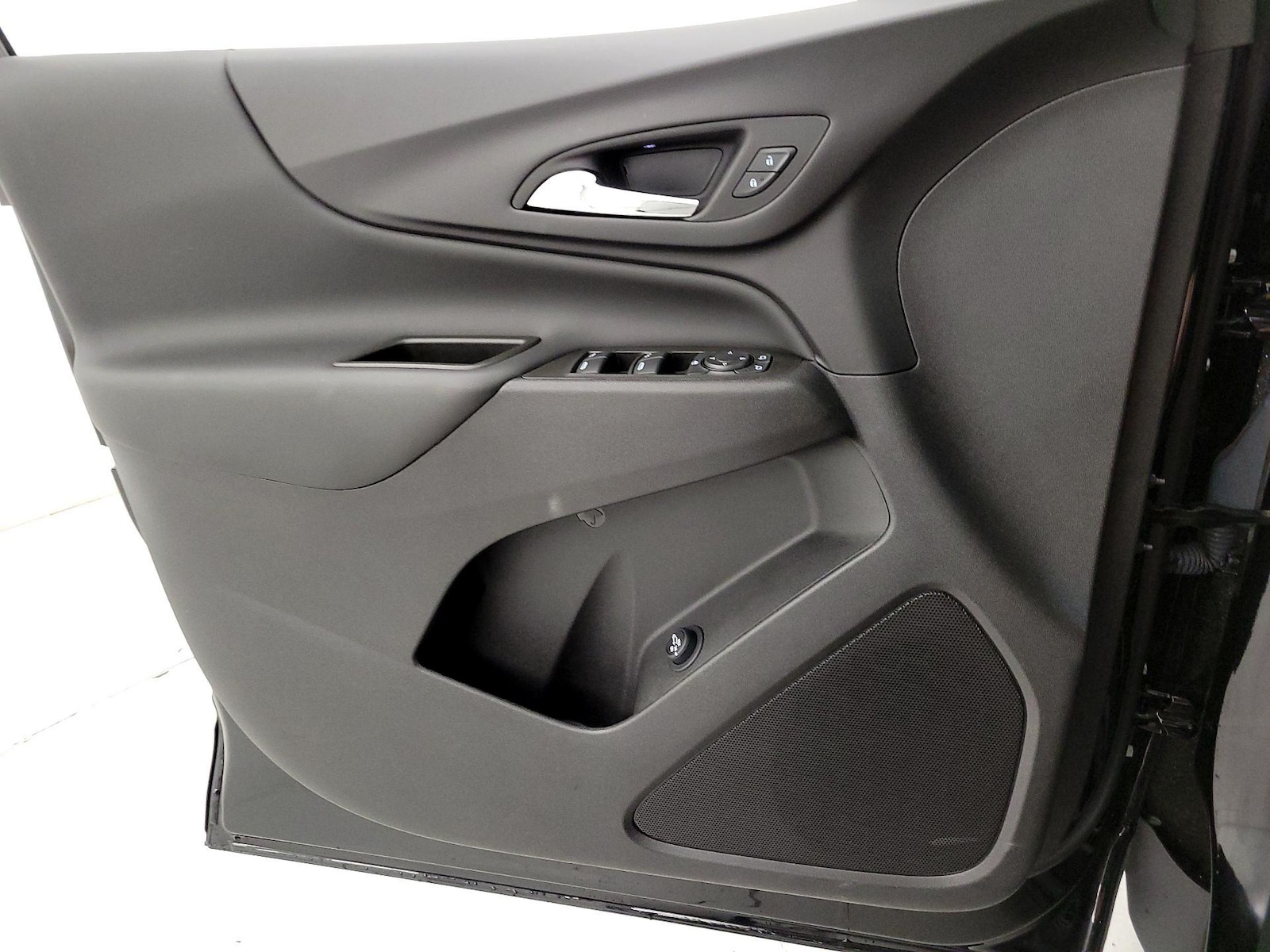 2024 Chevrolet Equinox LT - Photo 13