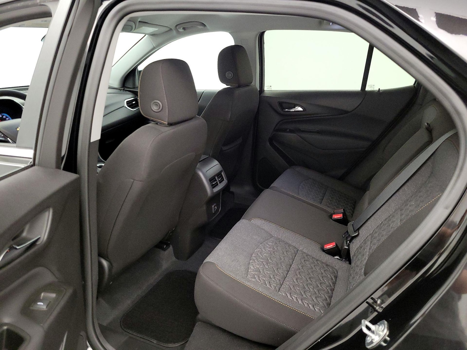 2024 Chevrolet Equinox LT - Photo 19