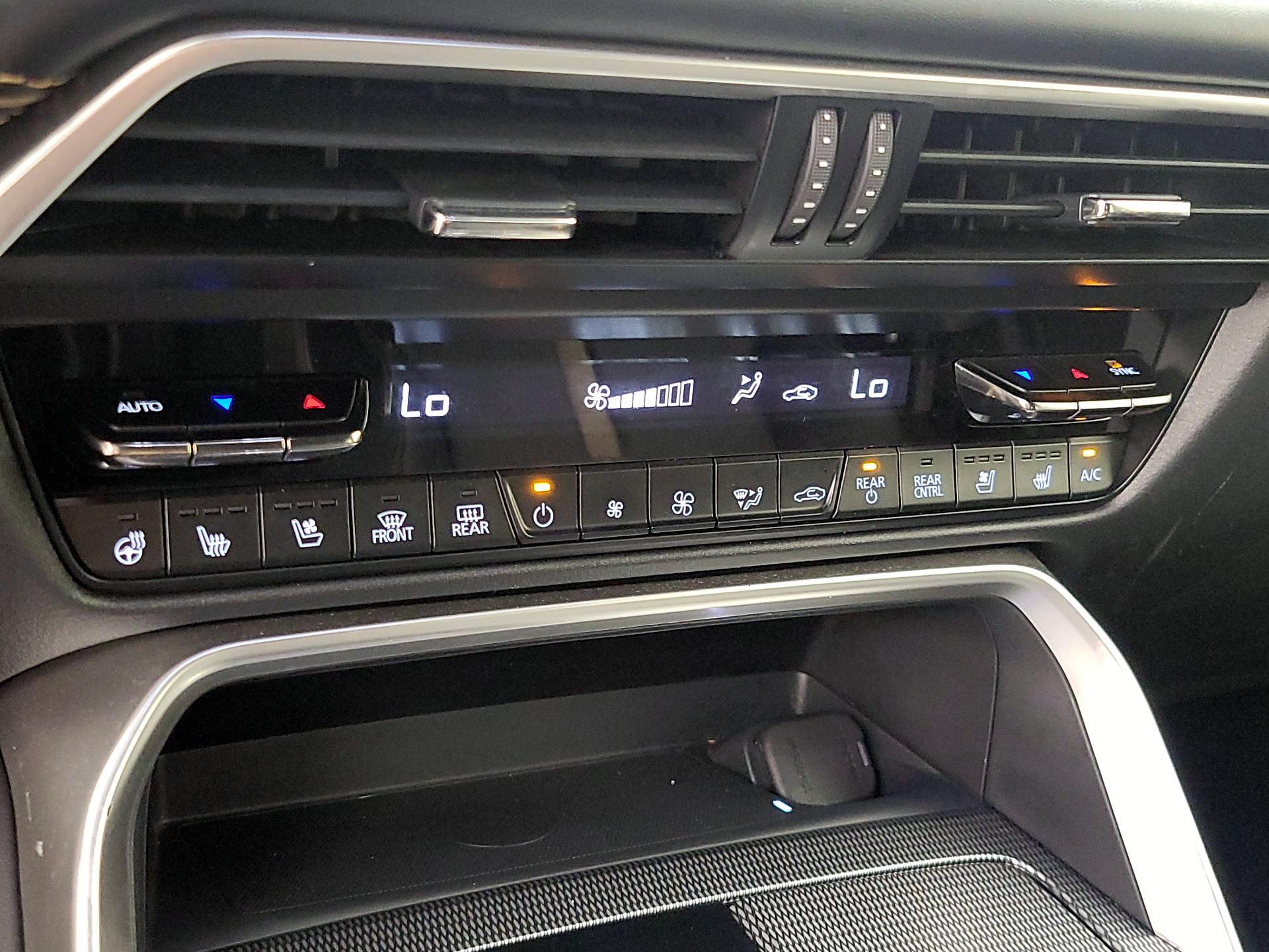 Thumbnail: 2025 Mazda CX-90 - 16