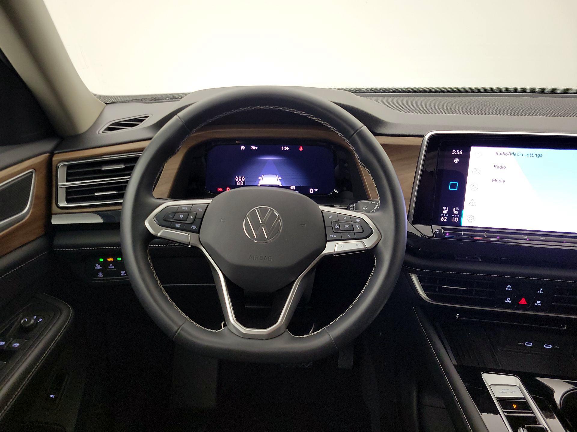 Thumbnail: 2025 Volkswagen Atlas - 10