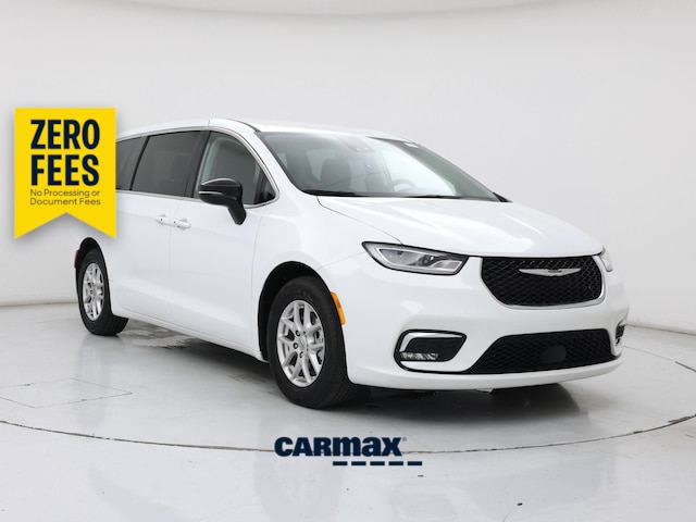 White 2024 Chrysler Pacifica Touring L FWD Minivan Front-Wheel Drive Automatic