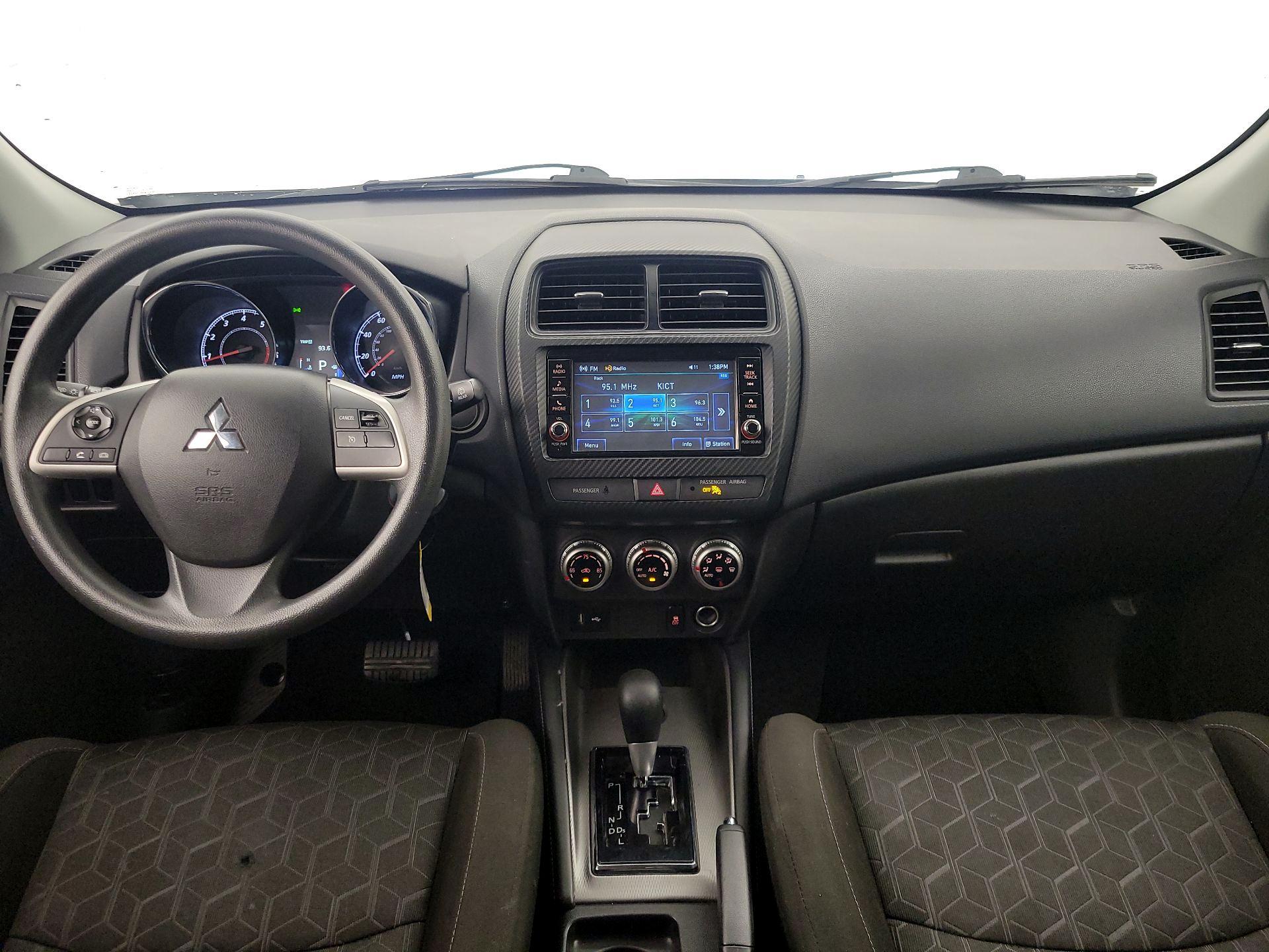 Thumbnail: 2022 Mitsubishi Outlander Sport - 9