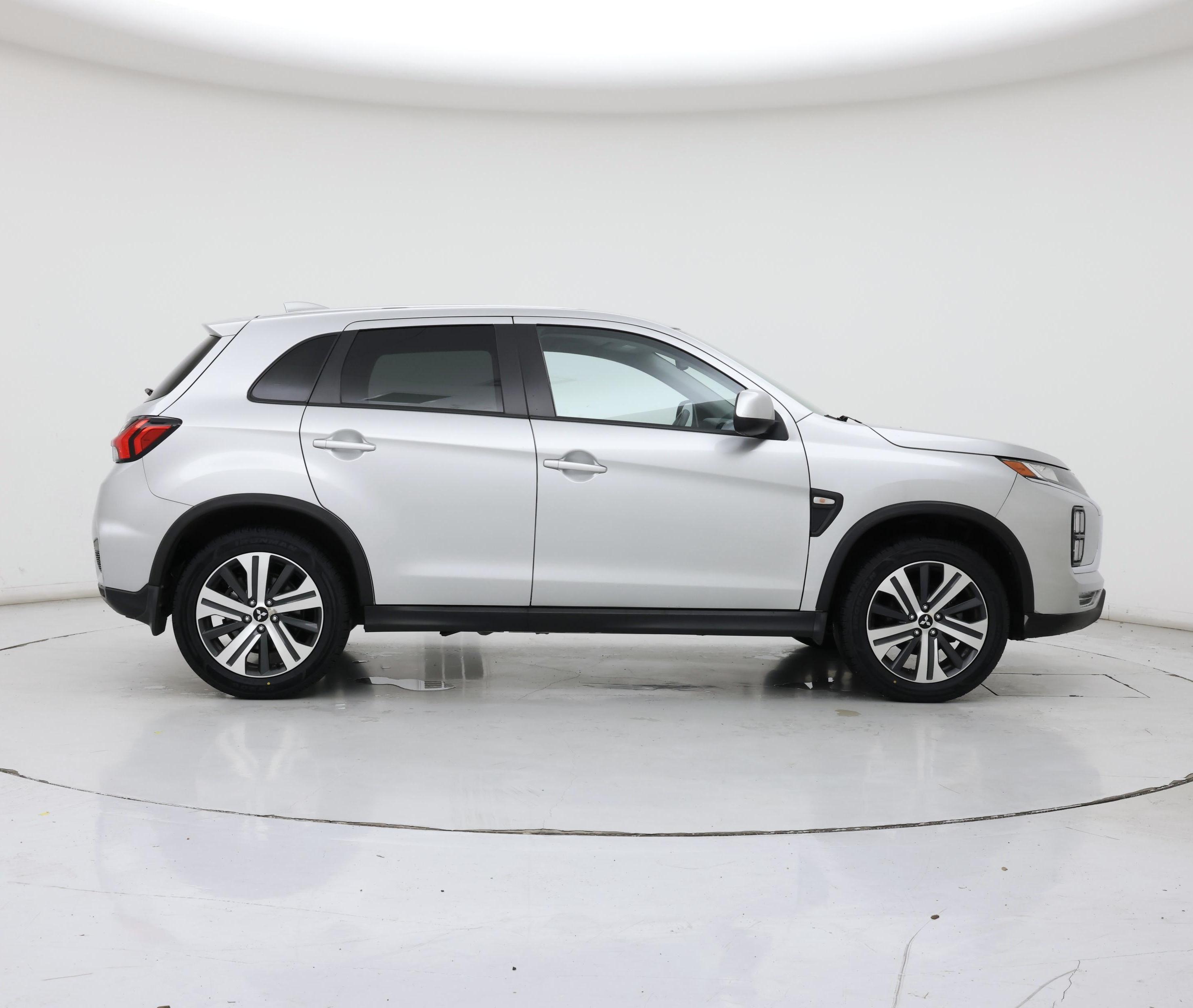 Thumbnail: 2022 Mitsubishi Outlander Sport - 7