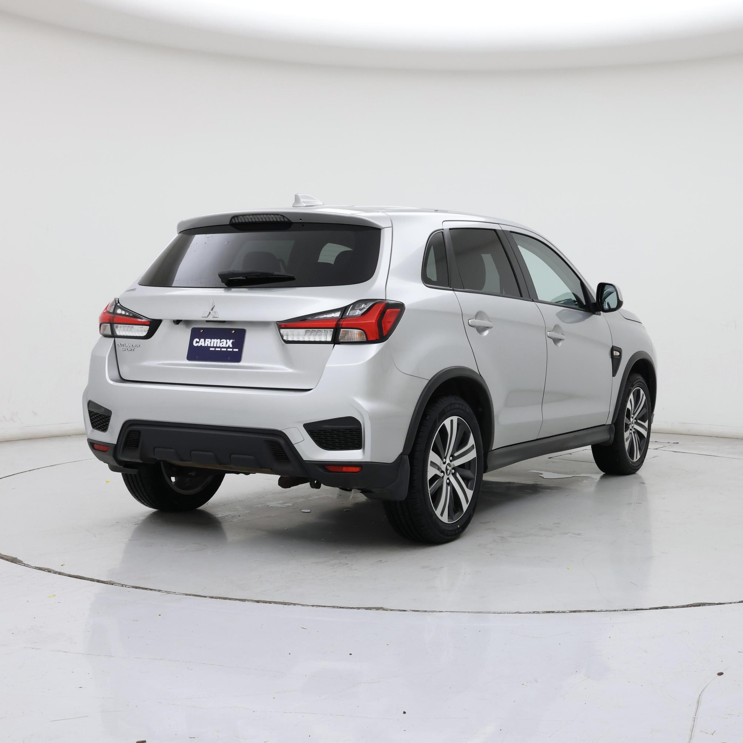 Thumbnail: 2022 Mitsubishi Outlander Sport - 8