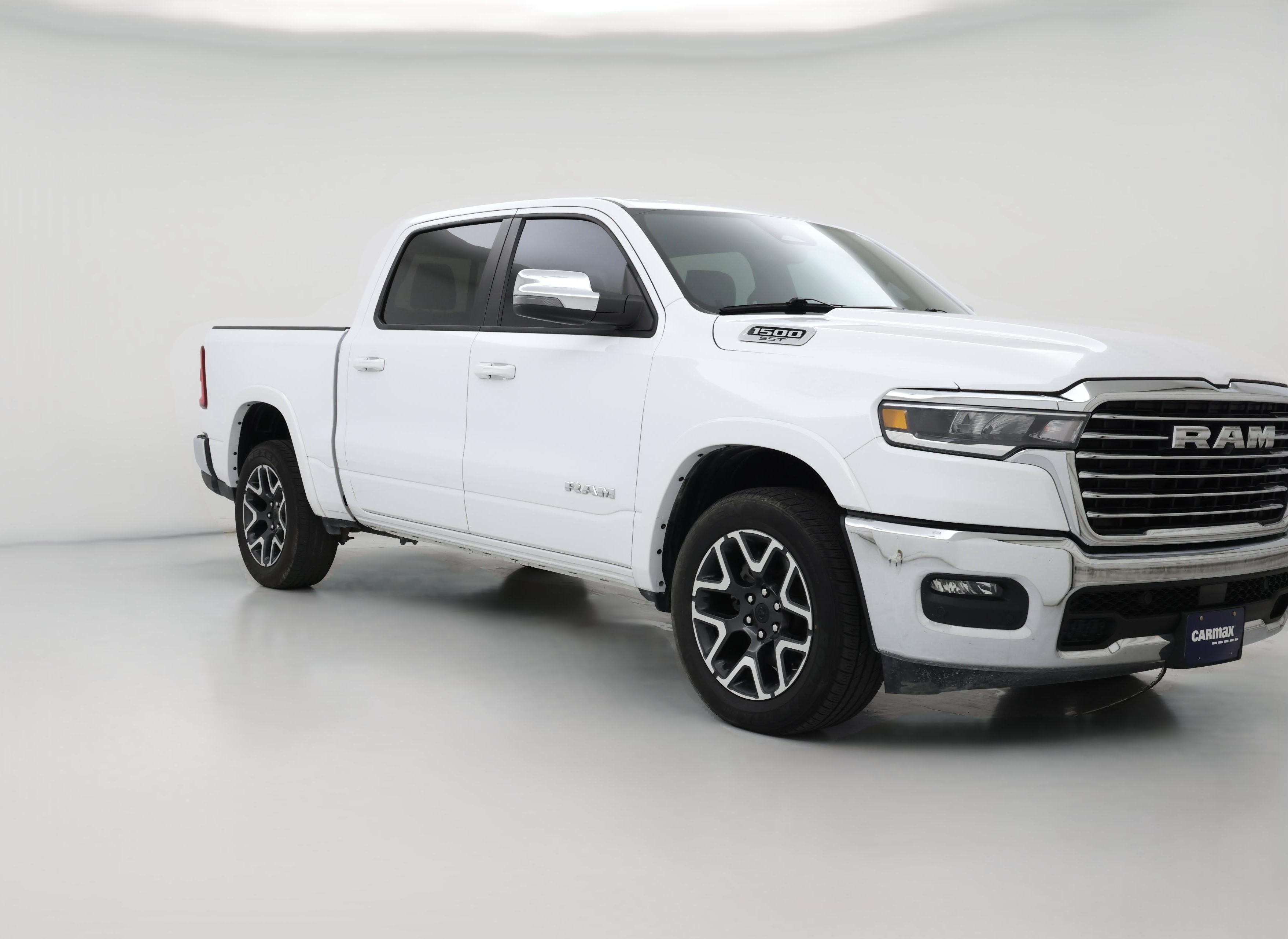 Thumbnail: 2025 RAM 1500 - 1