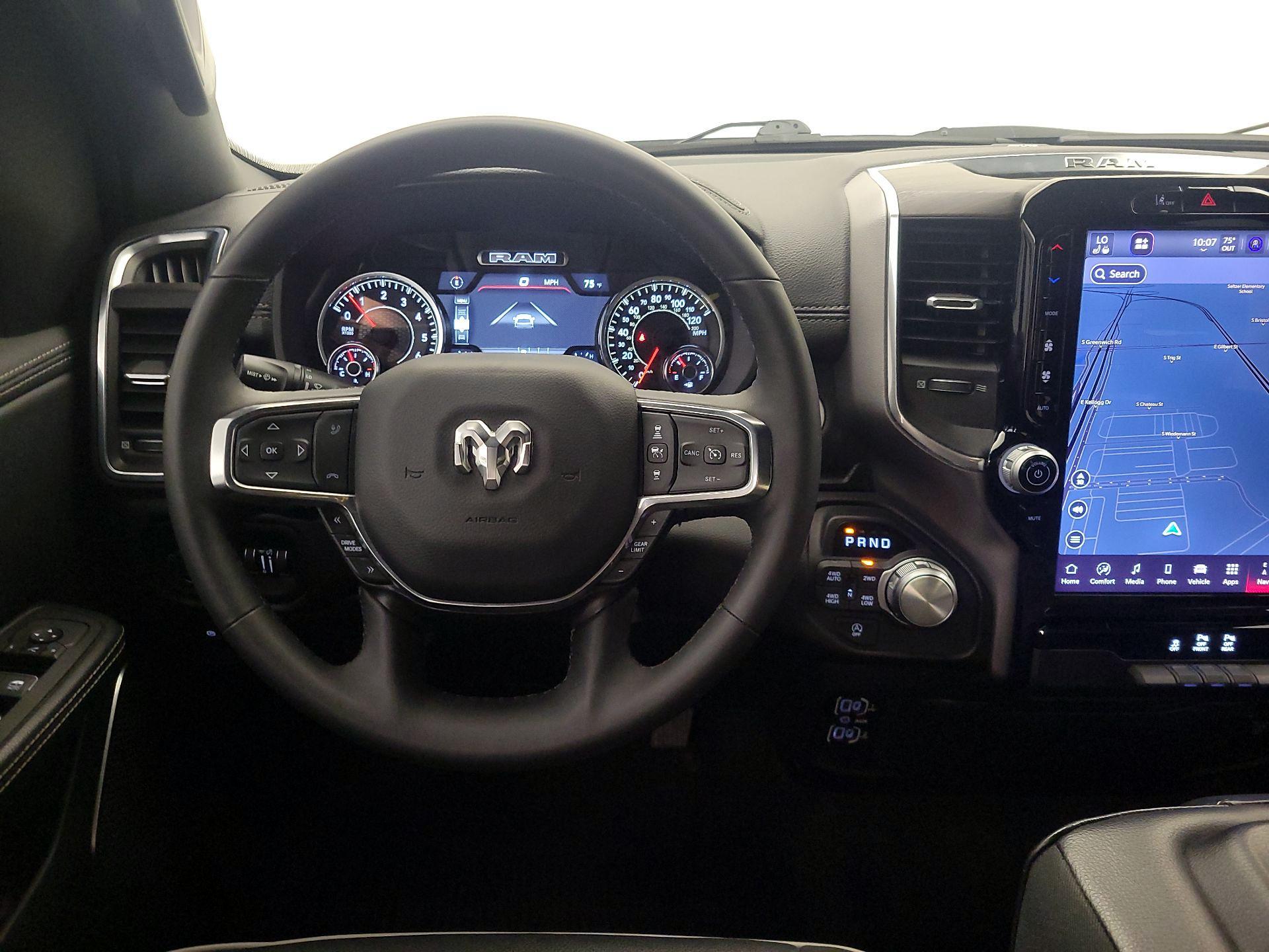 Thumbnail: 2025 RAM 1500 - 10