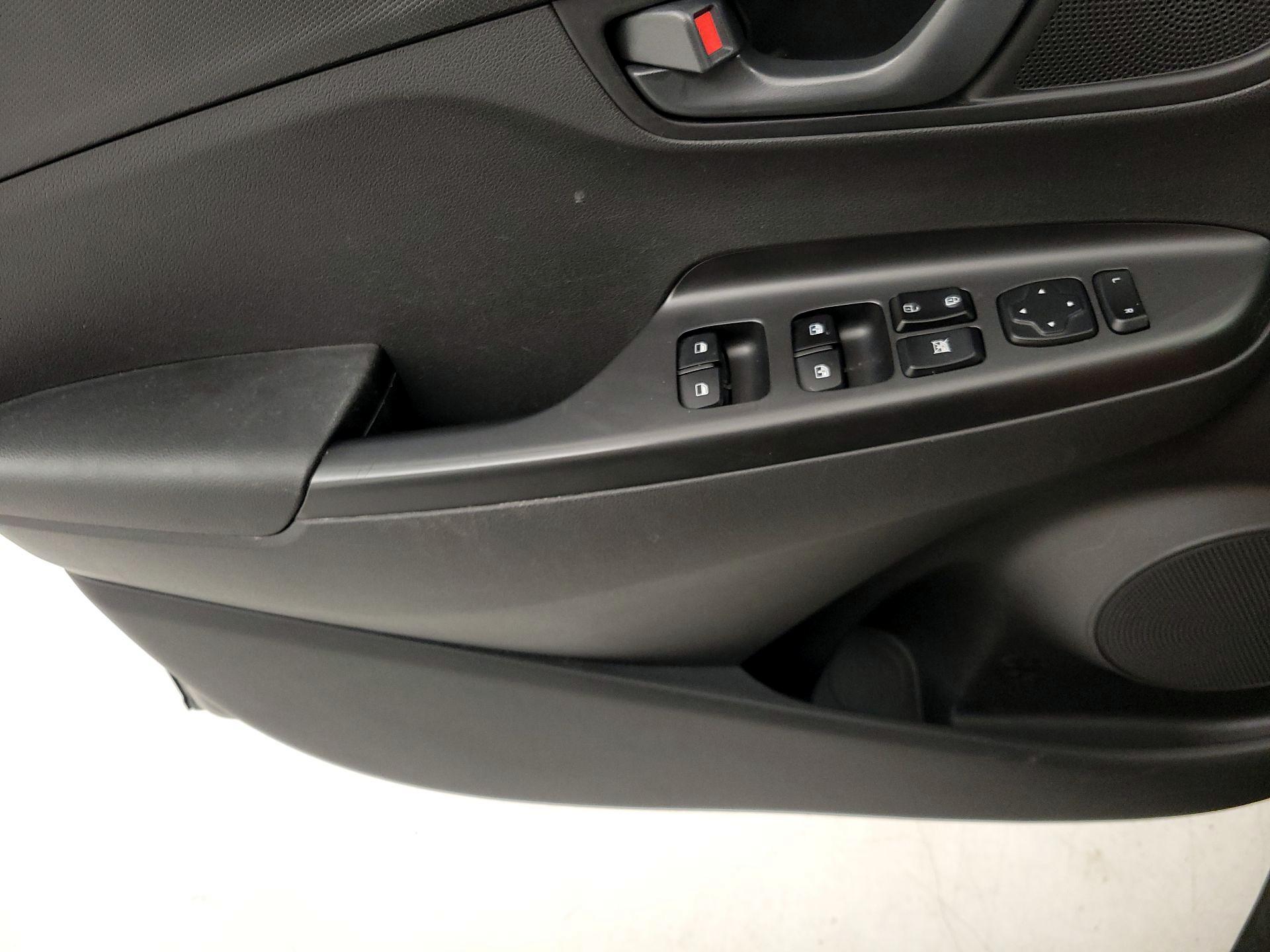 Thumbnail: 2023 Hyundai Kona - 12