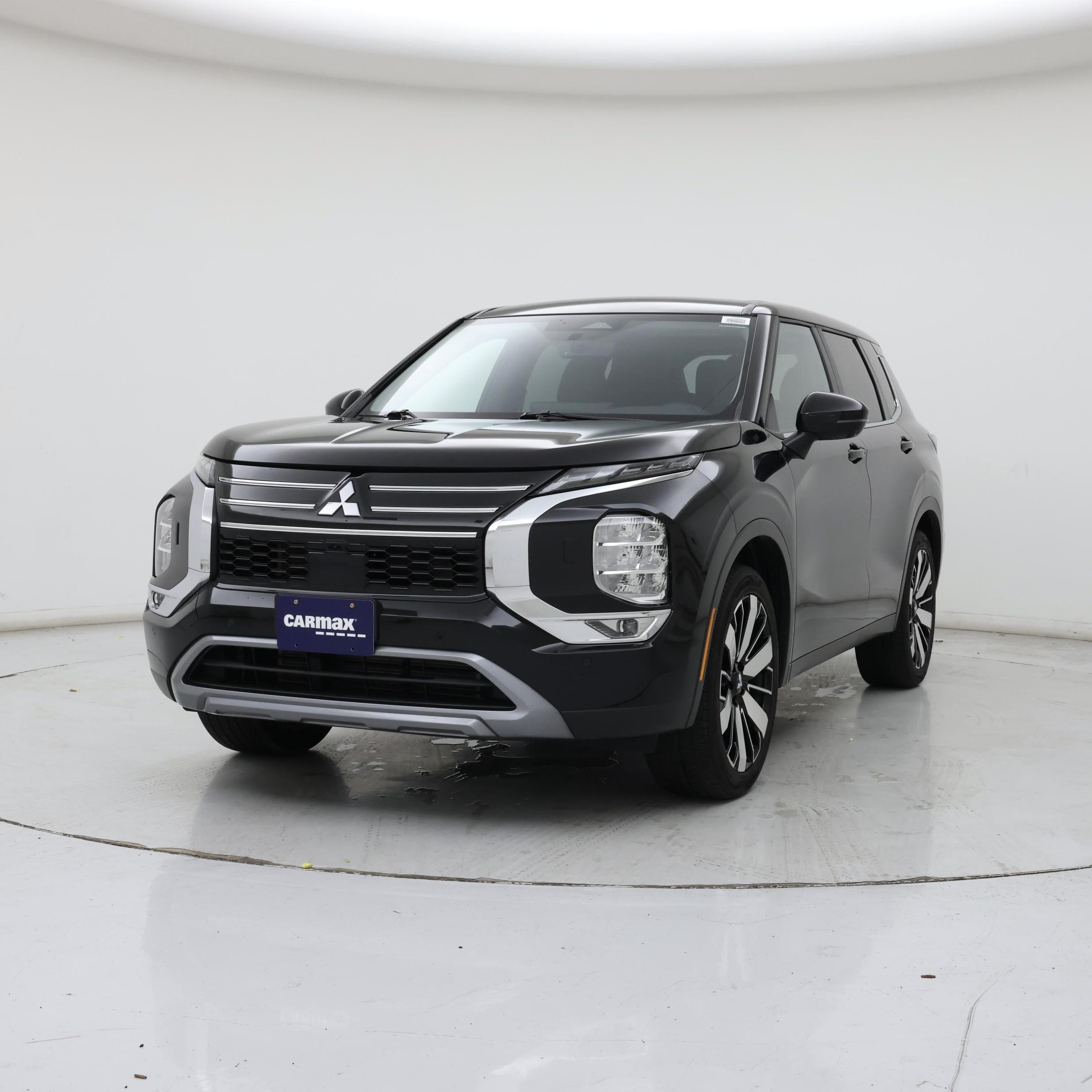 Thumbnail: 2025 Mitsubishi Outlander - 4