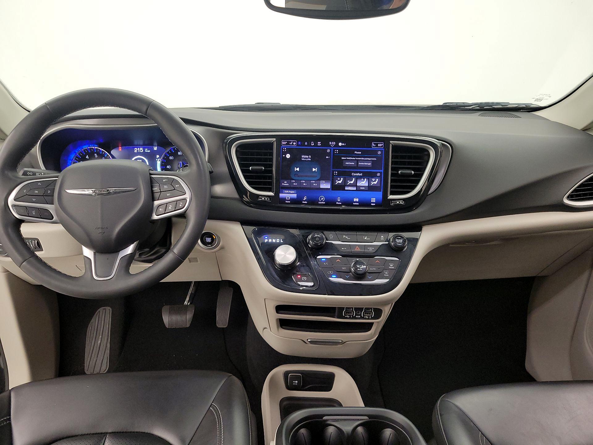 Thumbnail: 2023 Chrysler Pacifica - 9