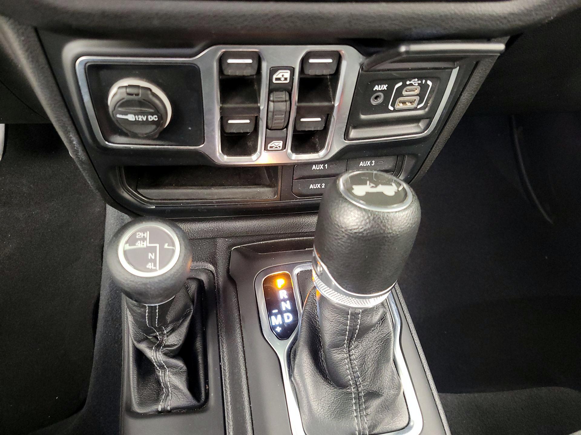Thumbnail: 2024 Jeep Wrangler - 17