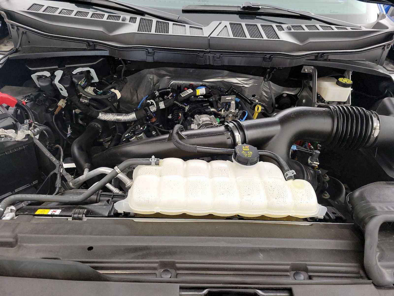 2024 Ford F-150 XLT - Photo 22