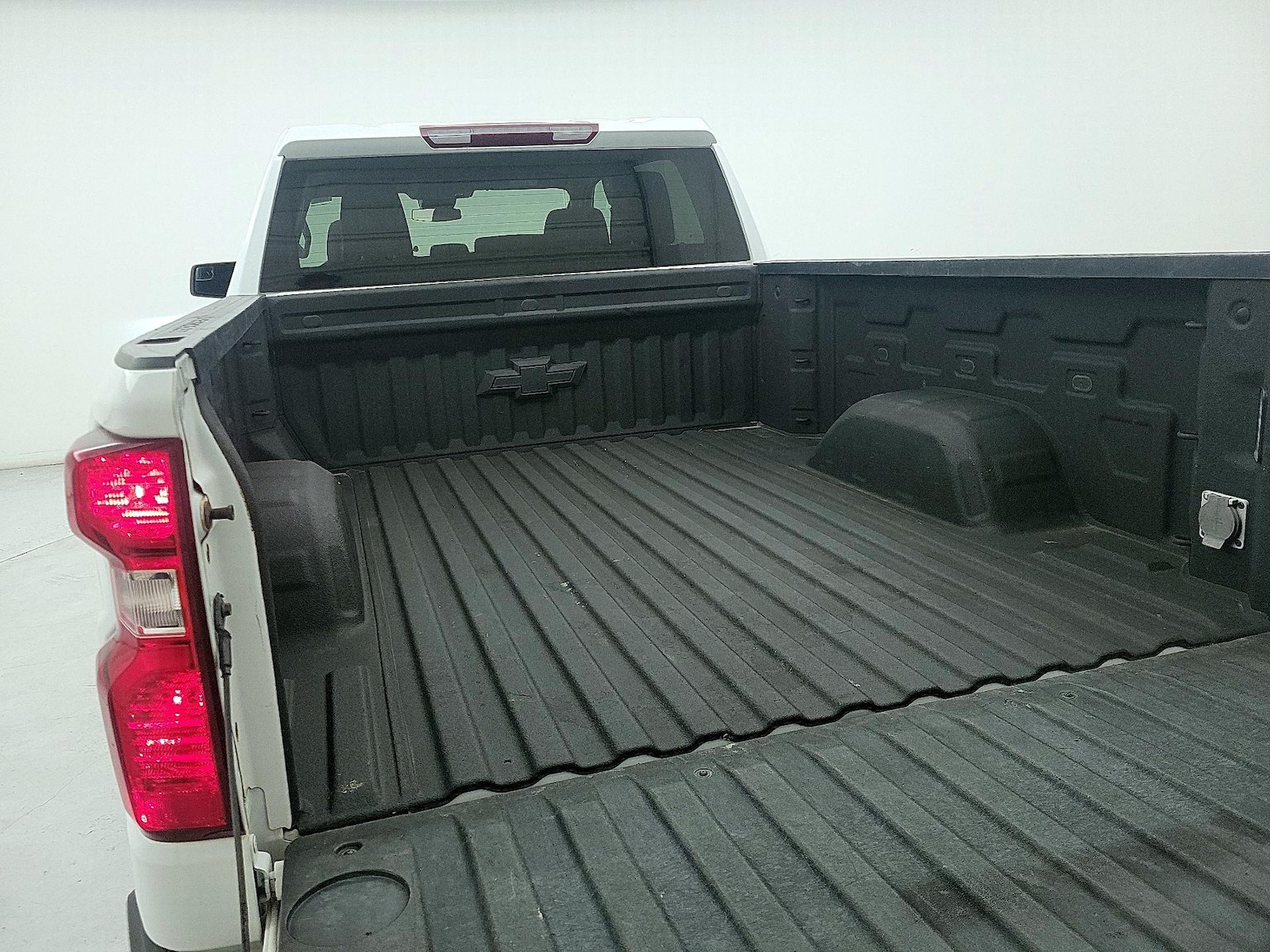 2023 Chevrolet Silverado 1500 LT - Photo 21