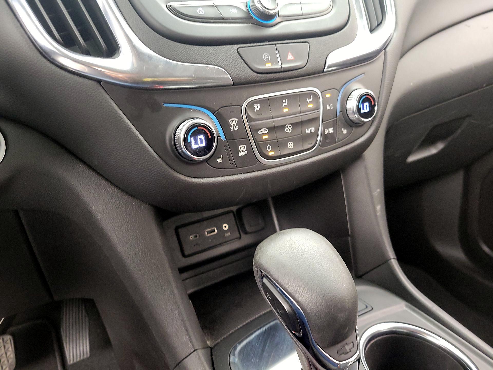 Thumbnail: 2024 Chevrolet Equinox - 18