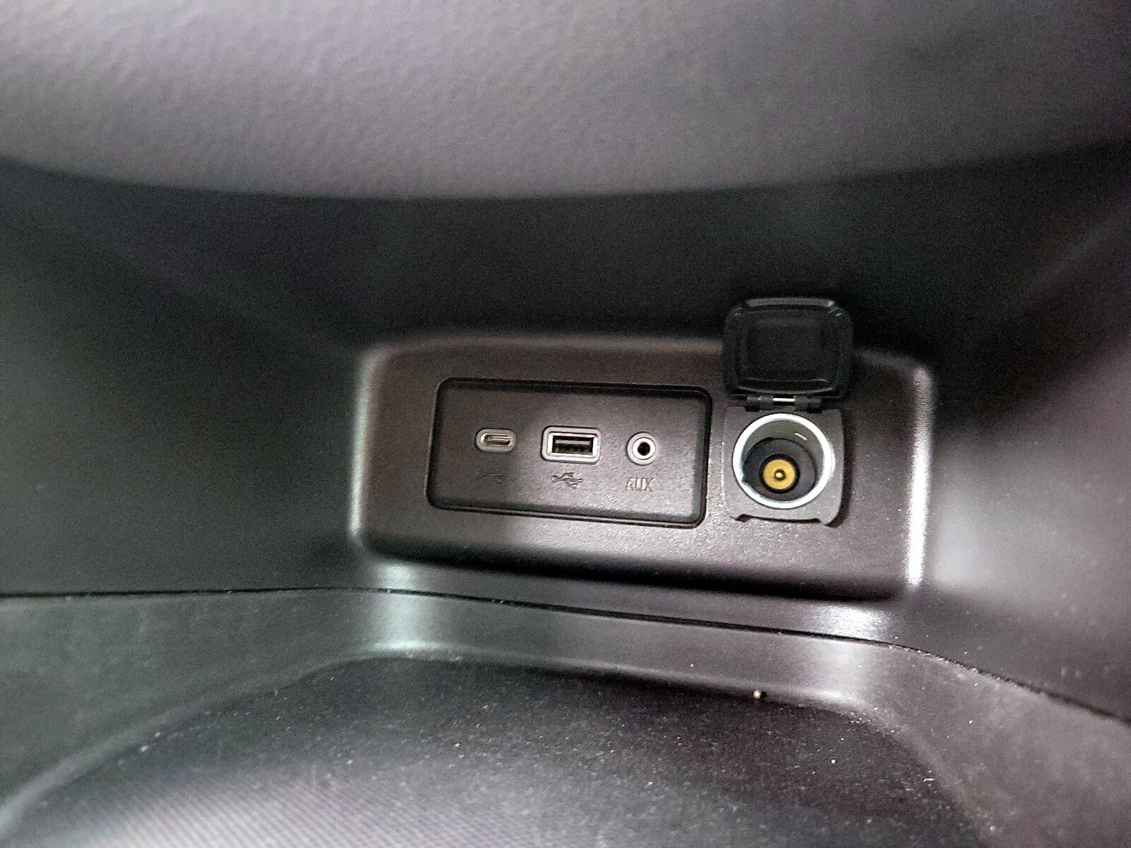 2024 Chevrolet Equinox LT - Photo 19