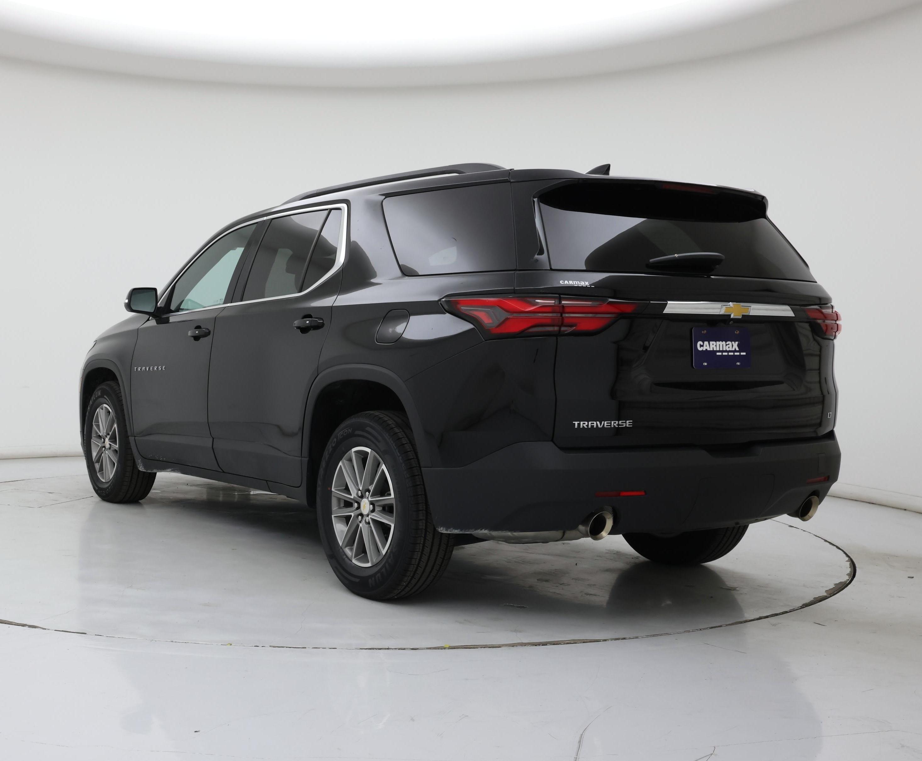 Thumbnail: 2023 Chevrolet Traverse - 2