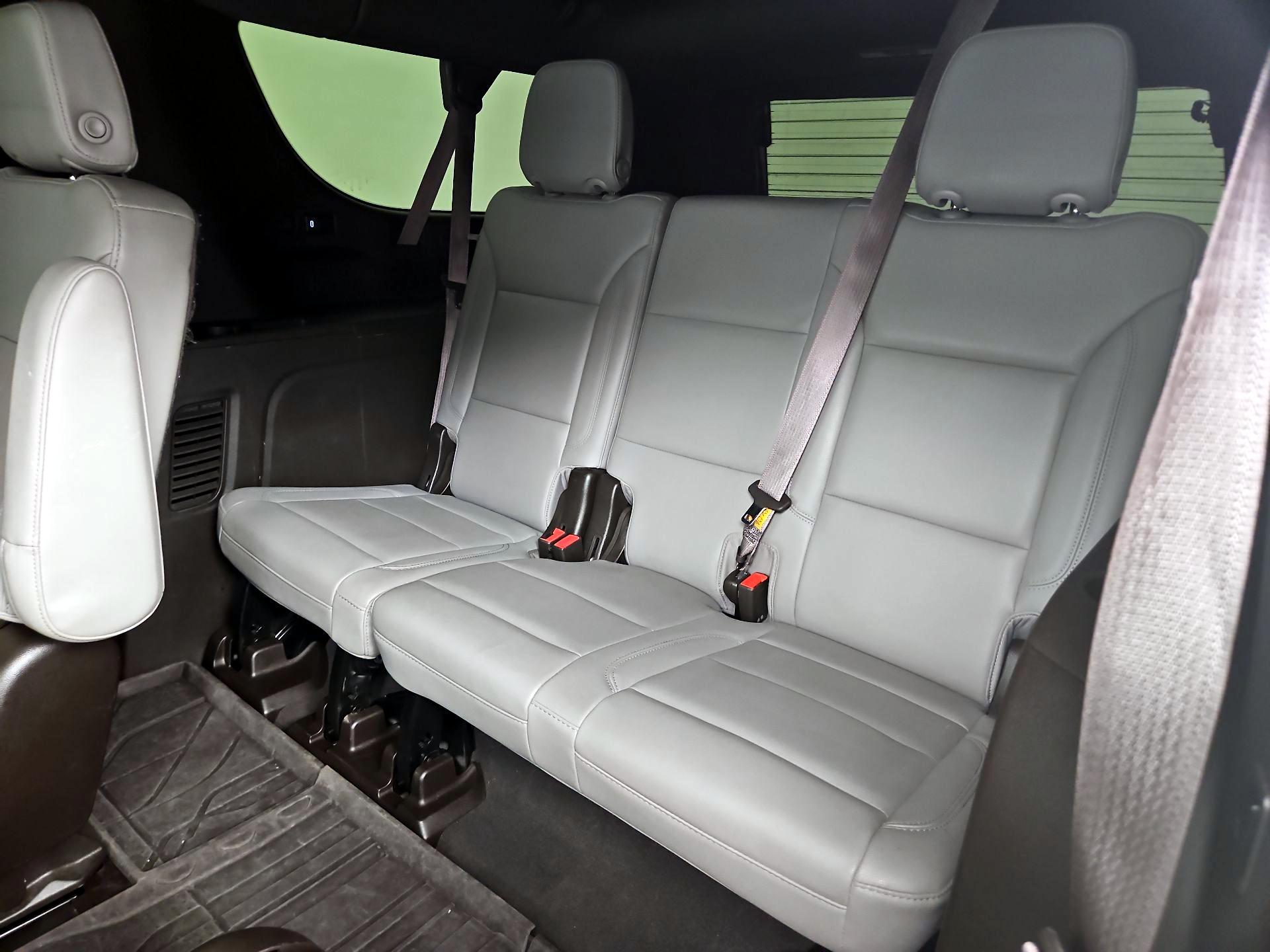 Thumbnail: 2023 Chevrolet Suburban - 20