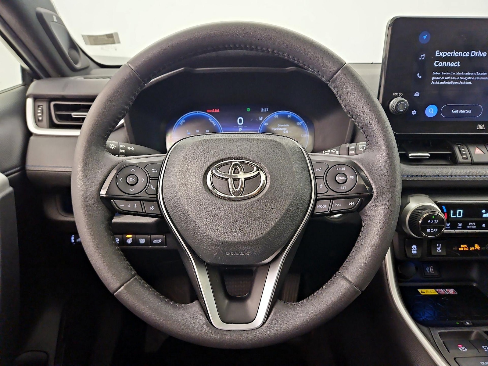 2023 Toyota RAV4 XSE - Photo 11
