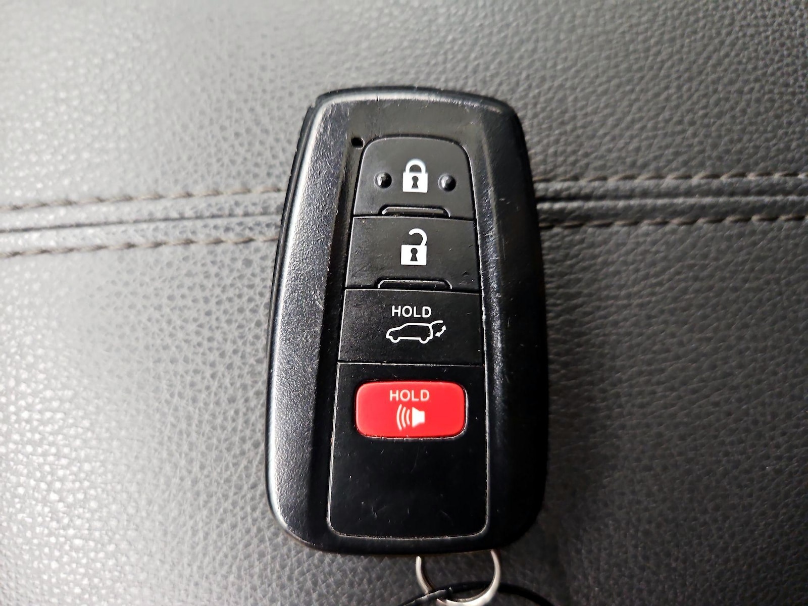 2023 Toyota RAV4 XSE - Photo 25
